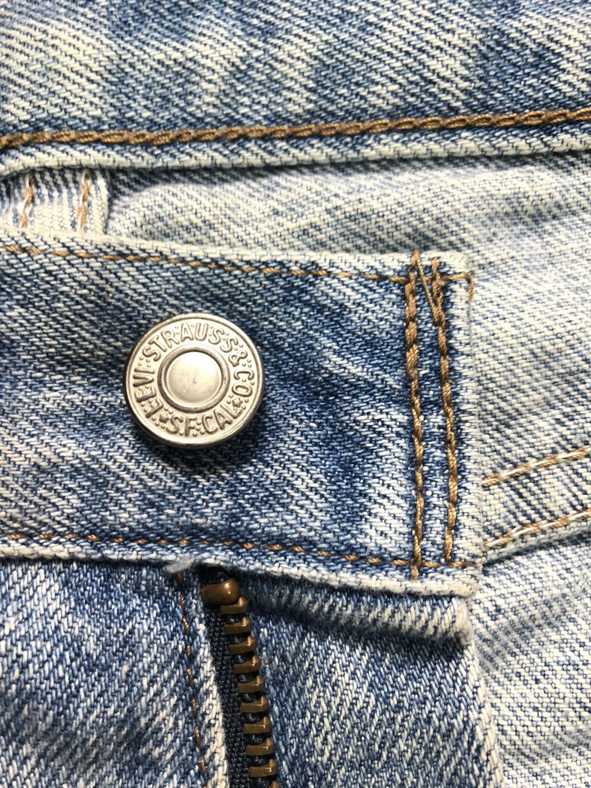Levi's Vintage Clothing × Vintage VINTAGE LEVIS 533 BLUE WASH DISTRESSED DENIM Size US 29 - 9 Thumbnail