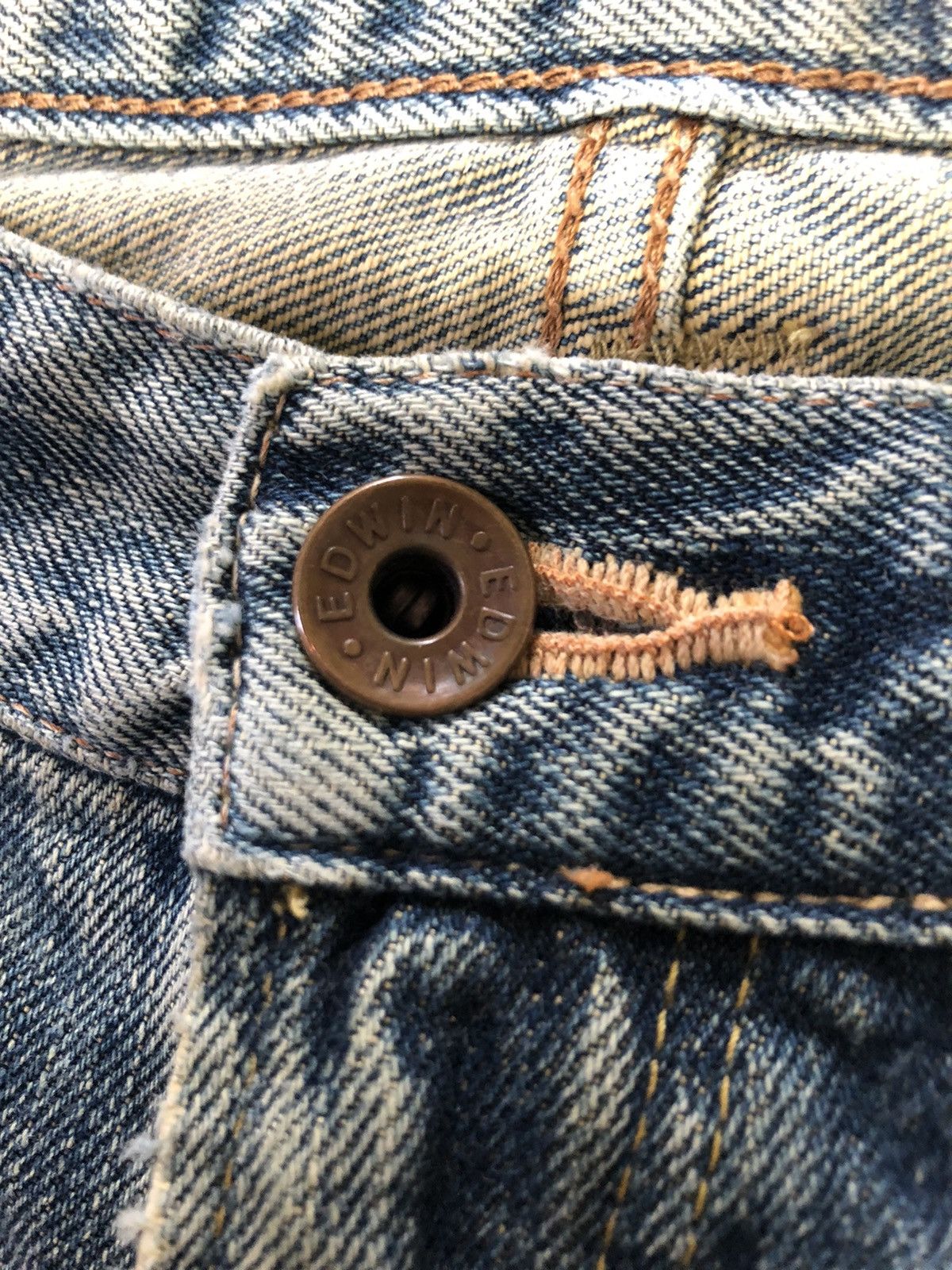 Edwin × Salvage × Vintage VINTAGE SELVEDGE EDWIN 505x DISTRESSED BLUE WASH DENIM Size US 27 - 5 Thumbnail
