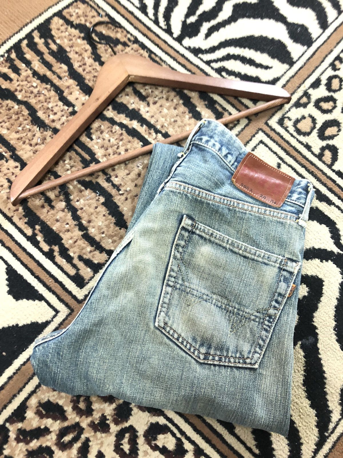 Edwin × Salvage × Vintage VINTAGE SELVEDGE EDWIN 505x DISTRESSED BLUE WASH DENIM Size US 27 - 19 Thumbnail