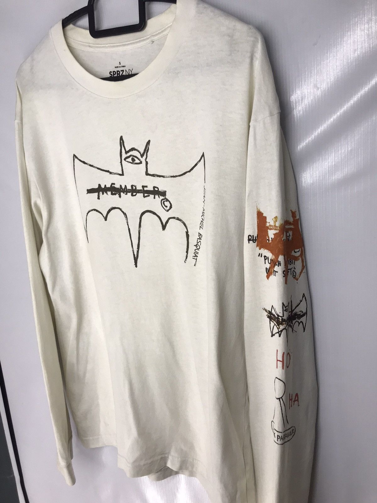 Jean-Michel Basquiat × Uniqlo Uniqlo x Jean-Michel basquiat by artestar long sleeve Size US S / EU 44-46 / 1 - 4 Thumbnail