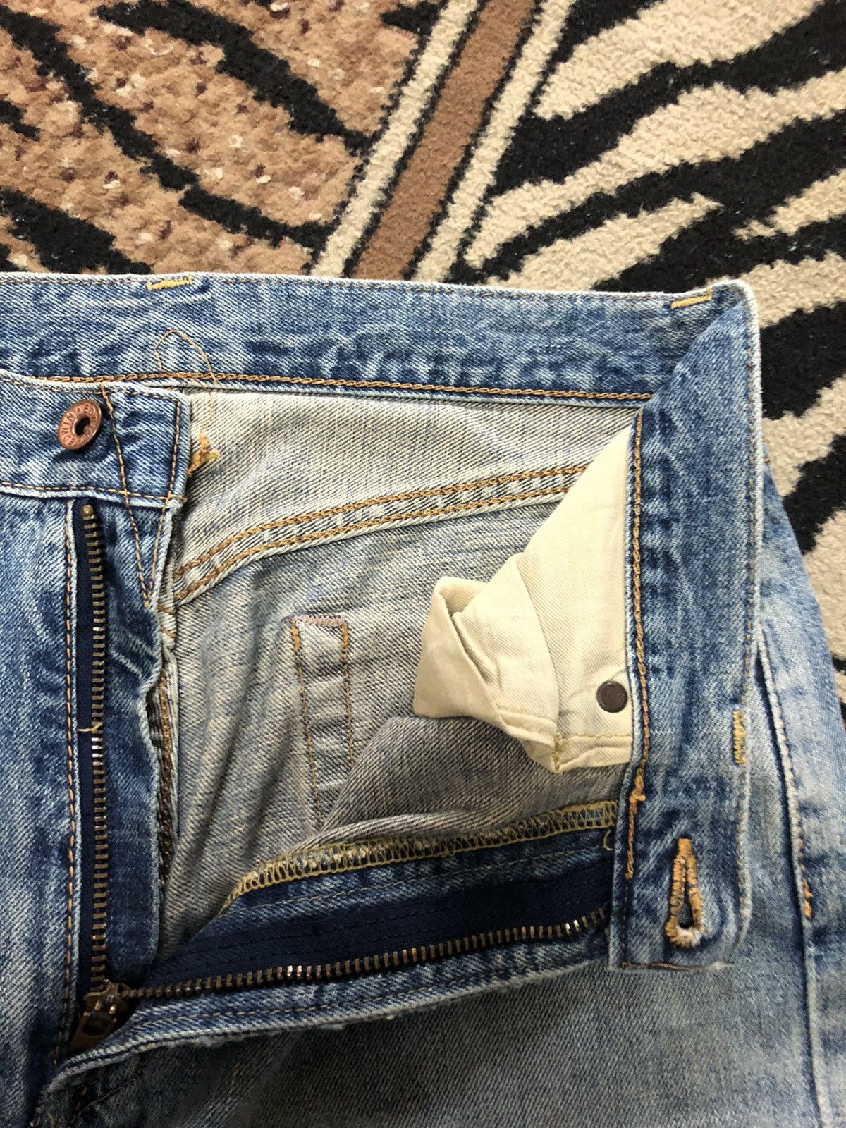 Edwin × Vintage VINTAGE SELVEDGE EDWIN 505x BLUE WASH DISTRESSED DENIM Size US 30 / EU 46 - 6 Thumbnail