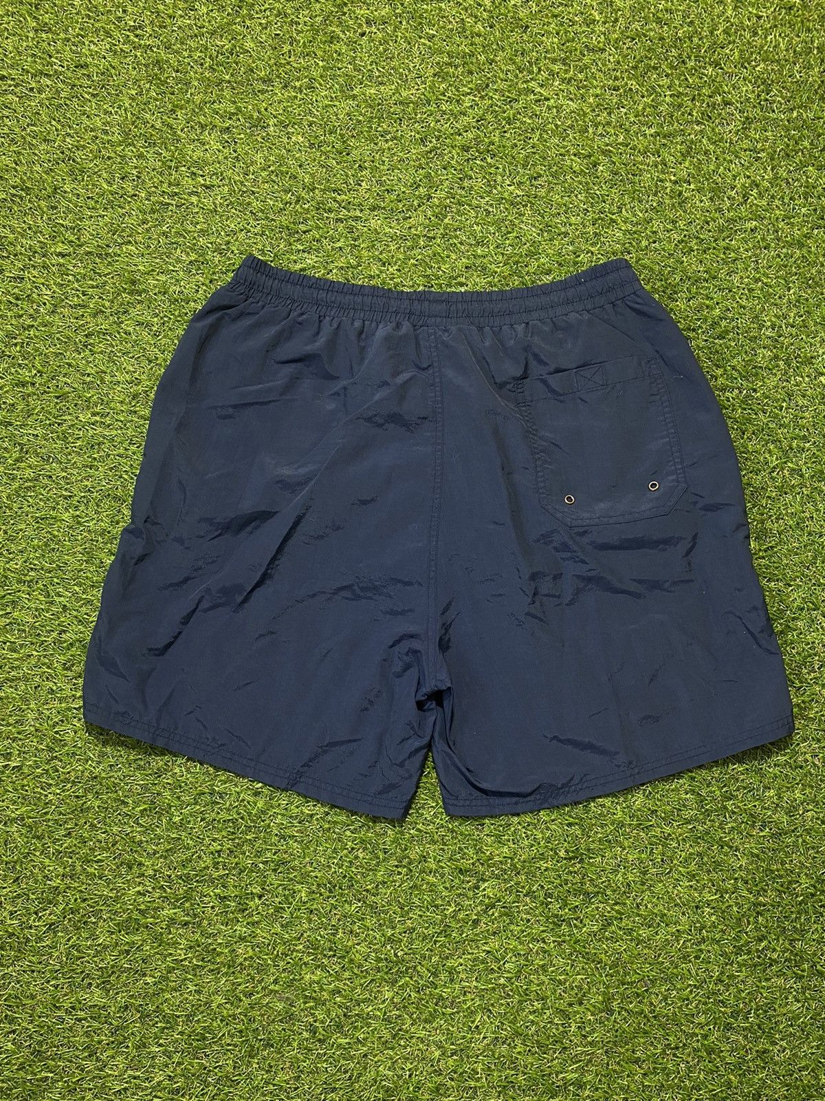 Fila Vintage Fila shorts white line streetwear y2k style size M Size US 32 / EU 48 - 3 Thumbnail