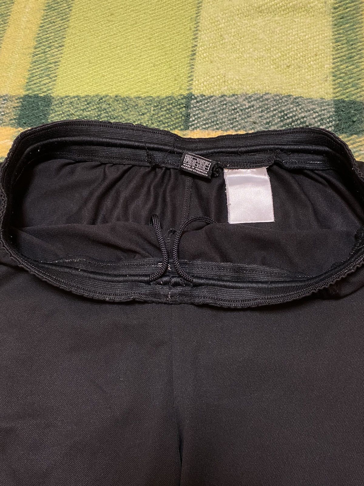 Nike Vintage Nike shorts streetwear swoosh casual y2k size L Size US 34 / EU 50 - 4 Thumbnail