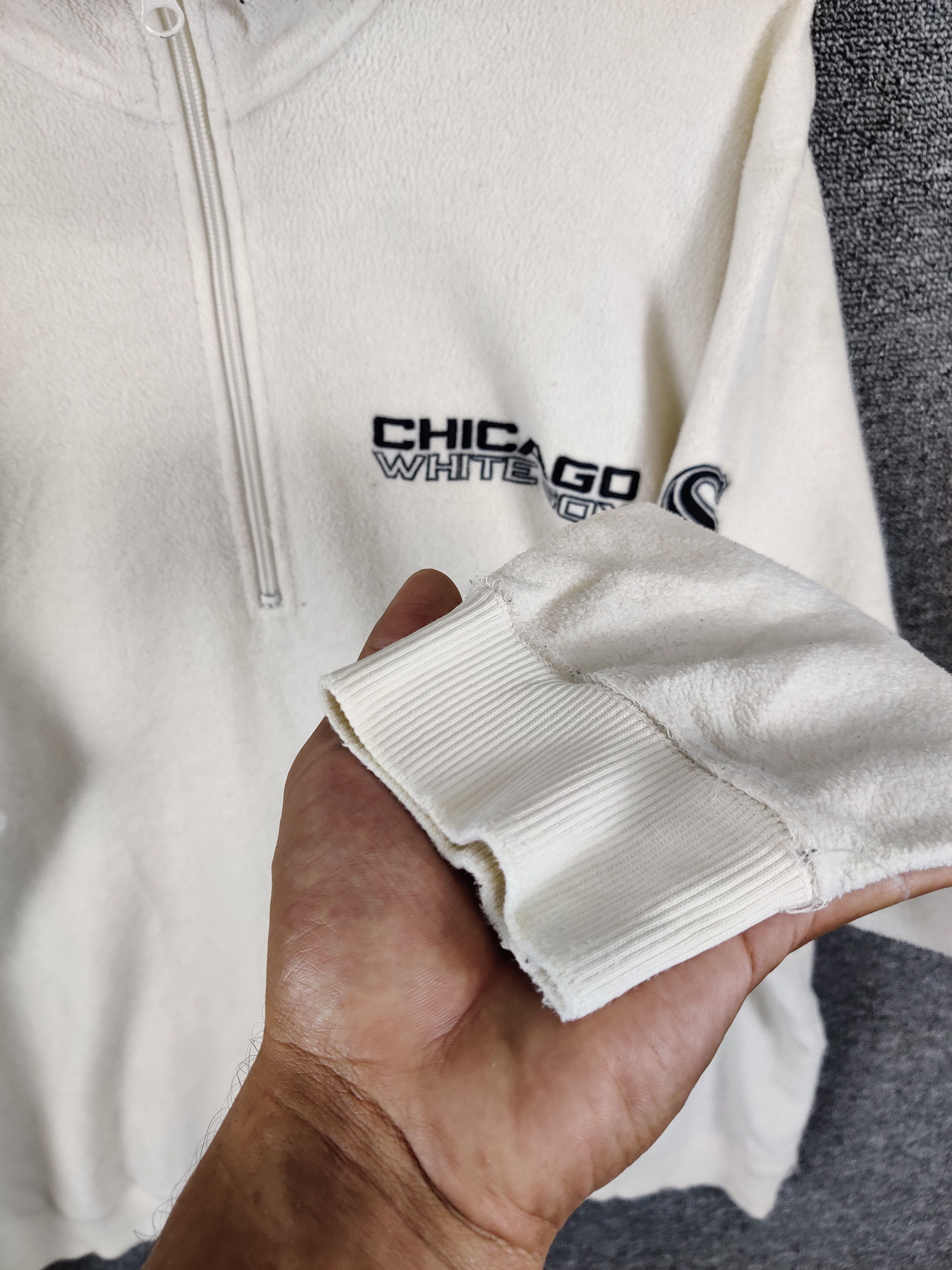 MLB Vintage MLB Uniqlo Chicago White Sox Sweatshirt Size US XL / EU 56 / 4 - 8 Thumbnail