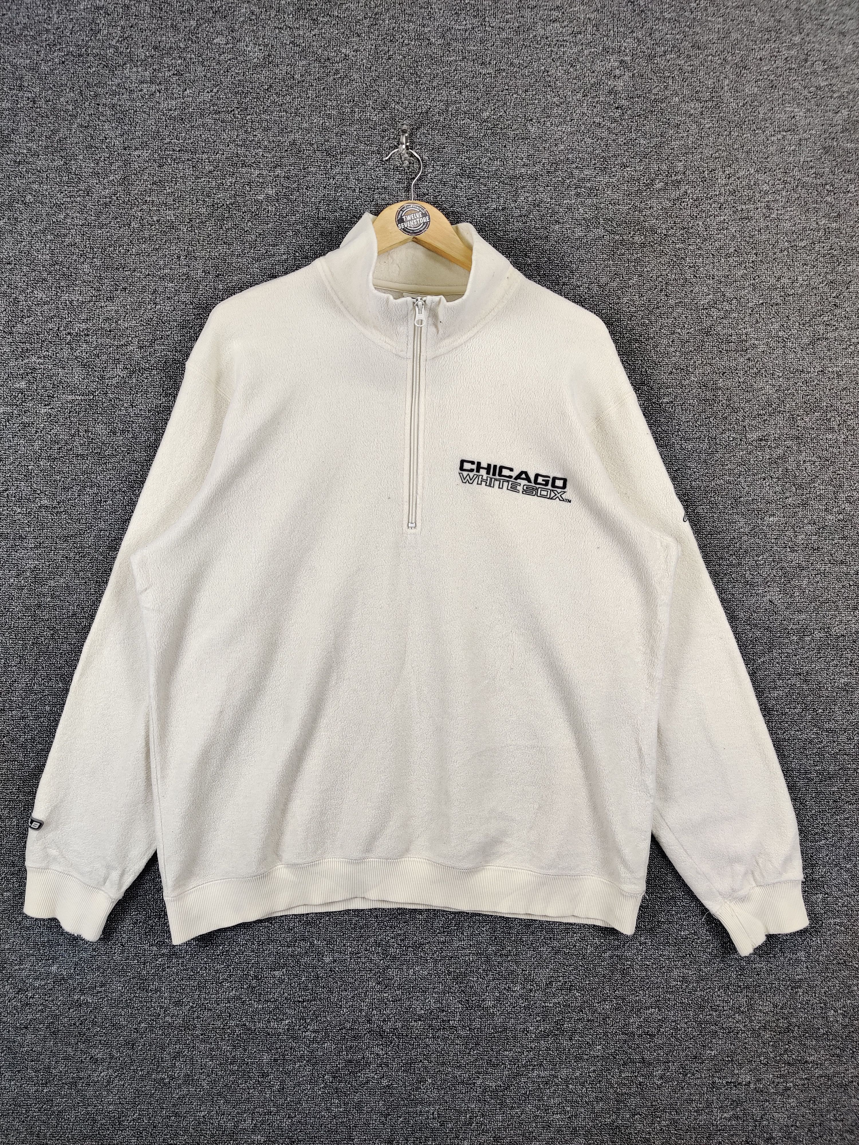 MLB Vintage MLB Uniqlo Chicago White Sox Sweatshirt Size US XL / EU 56 / 4 - 1 Thumbnail