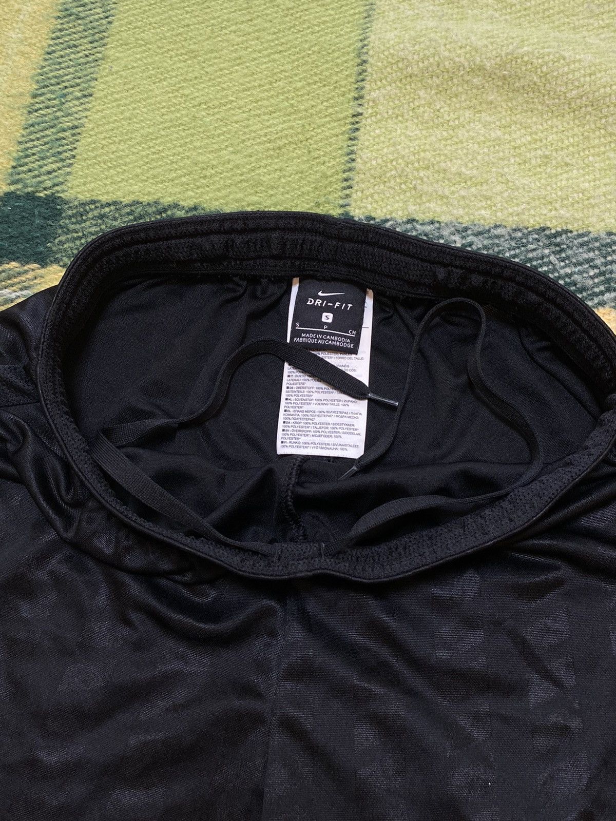 Nike Vintage Nike shorts streetwear swoosh casual y2k size S Size US 30 / EU 46 - 3 Thumbnail