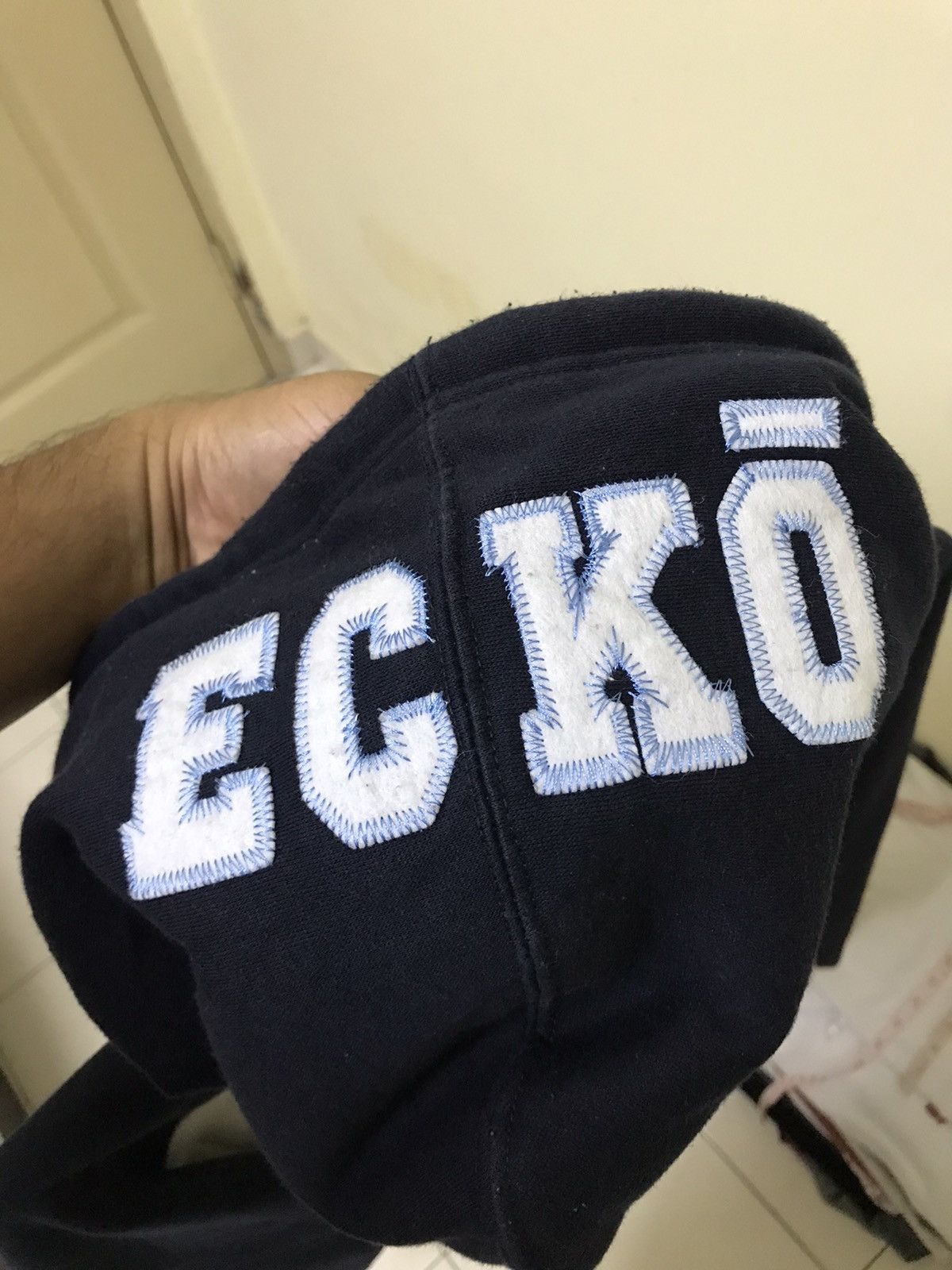 Ecko Unltd. × Marc Ecko Vintage Ecko Hoodie Two Tone Sweatshirt Size US M / EU 48-50 / 2 - 4 Thumbnail