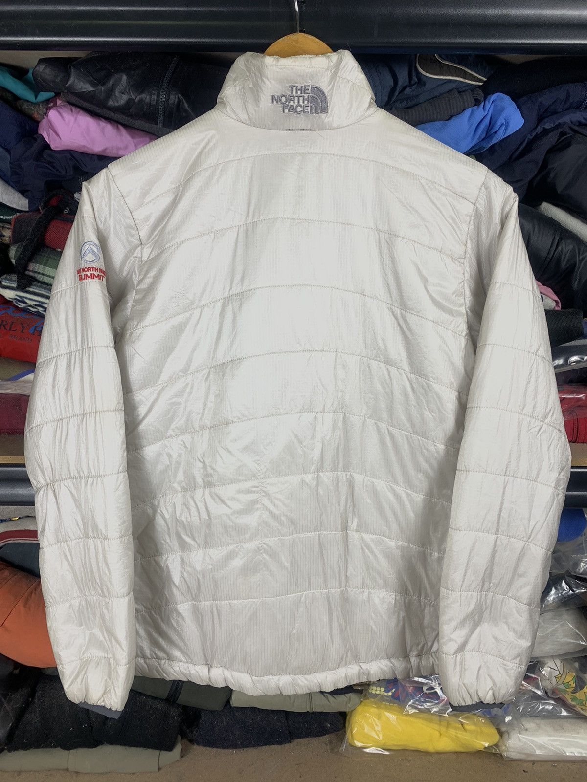 The North Face Vintage The North Face Summit Series Puffer Jacket Size M / US 6-8 / IT 42-44 - 3 Thumbnail