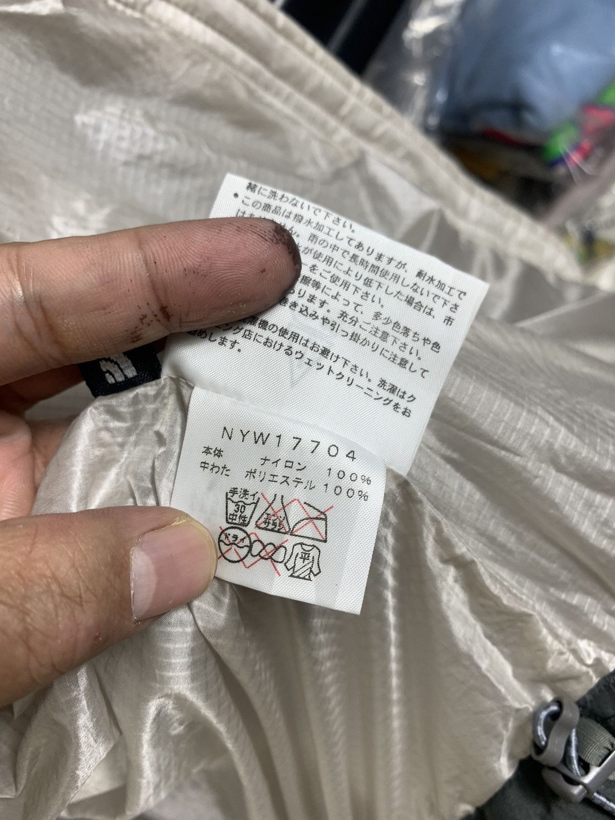The North Face Vintage The North Face Summit Series Puffer Jacket Size M / US 6-8 / IT 42-44 - 8 Thumbnail