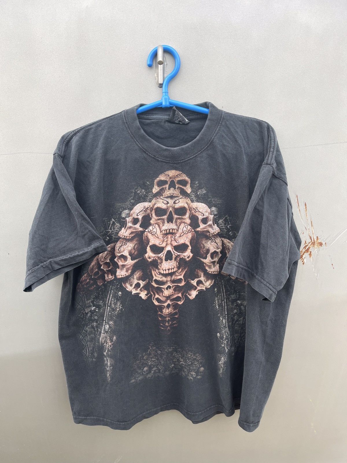 Vintage Vintage Spiral Direct Skulls Temple XXL | Grailed