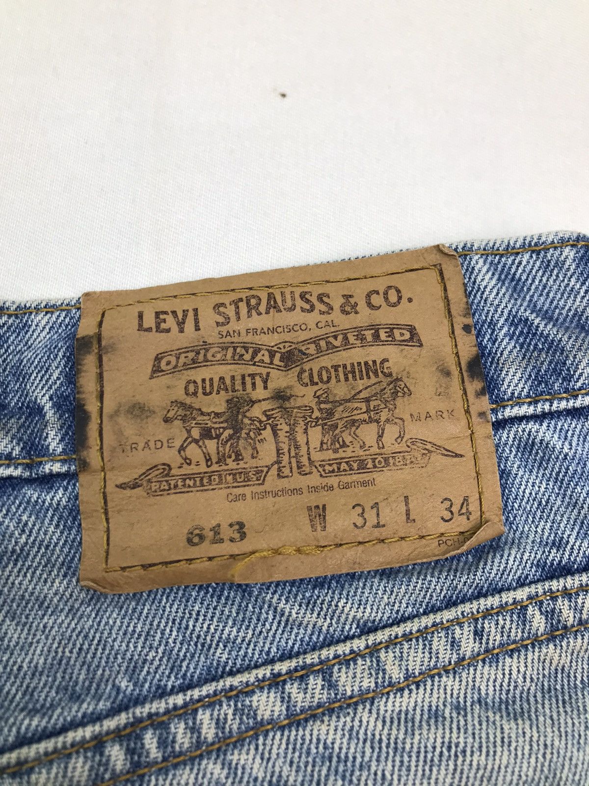 Levi's Vintage Levis 613 orange tag denim jeans Size US 31 - 24 Thumbnail