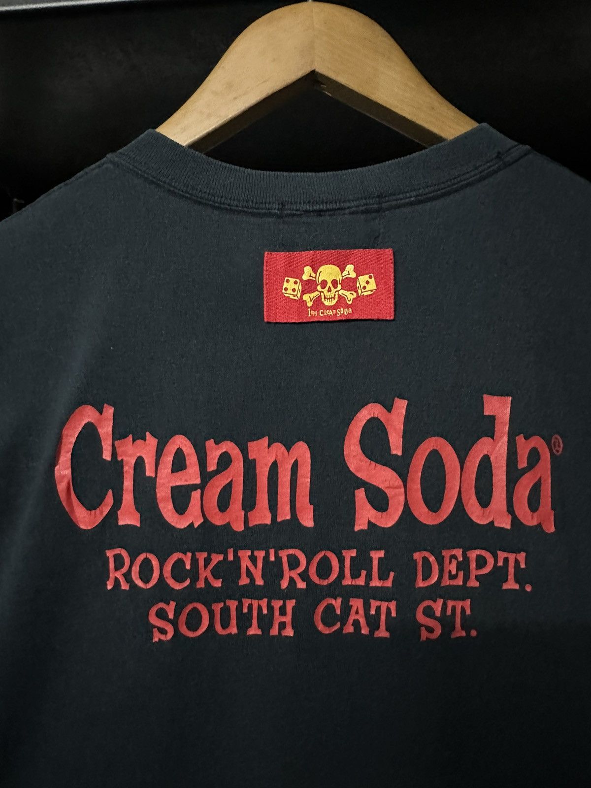 Anvil × Japanese Brand × Vintage Vintage Cream Soda Black Cats 8 Ball Japan Faded Tee Size US M / EU 48-50 / 2 - 8 Thumbnail