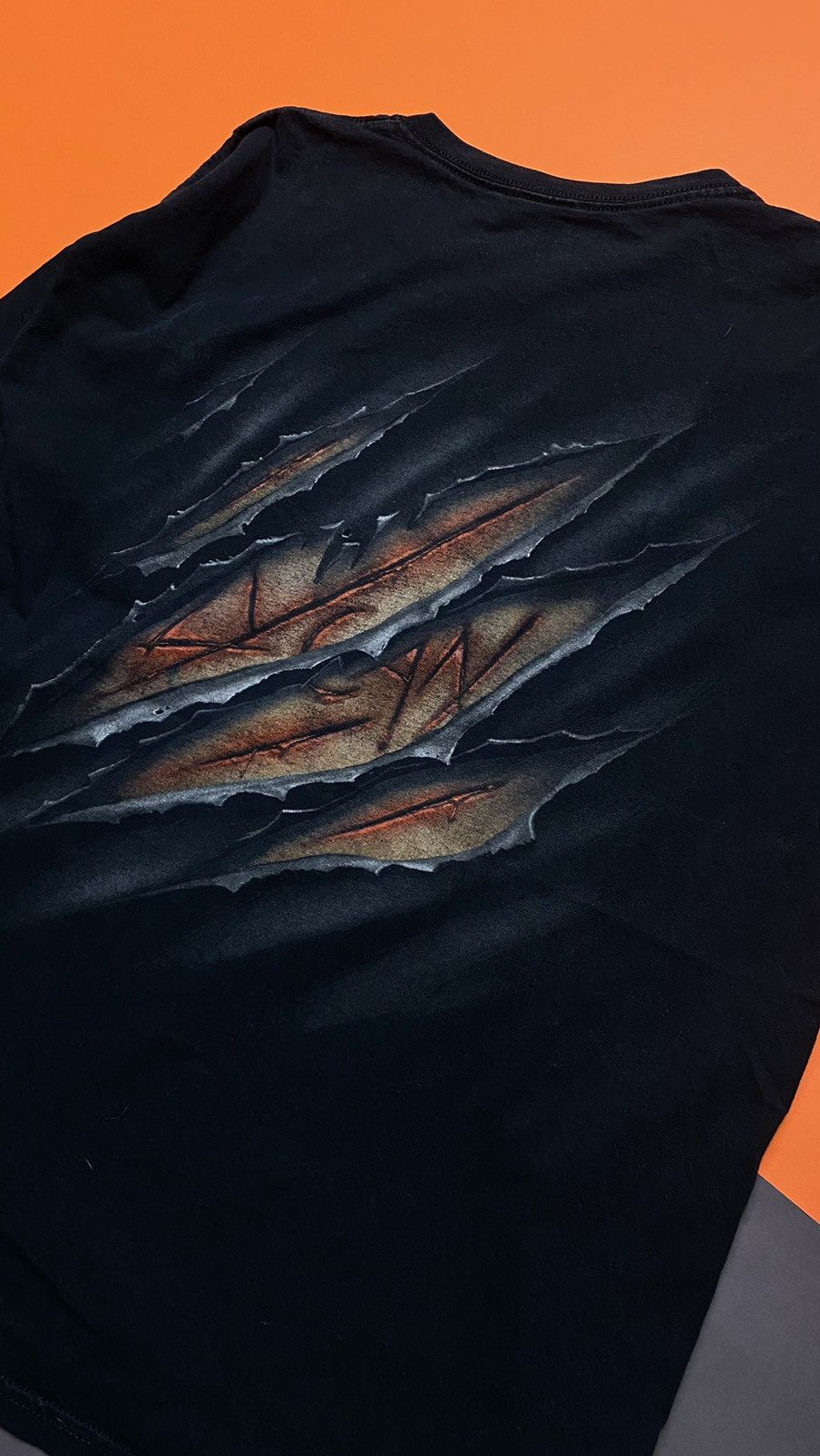 Band Tees Spiral vintage wolf t-shirts Size US L / EU 52-54 / 3 - 6 Thumbnail