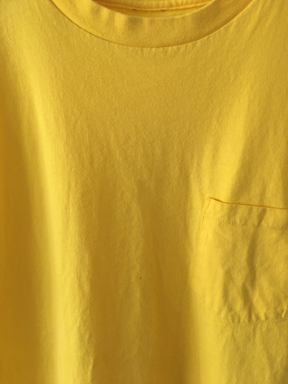 Vintage Vintage 80’s Single Stitched Yellow Pocket Tee Size US M / EU 48-50 / 2 - 2 Thumbnail