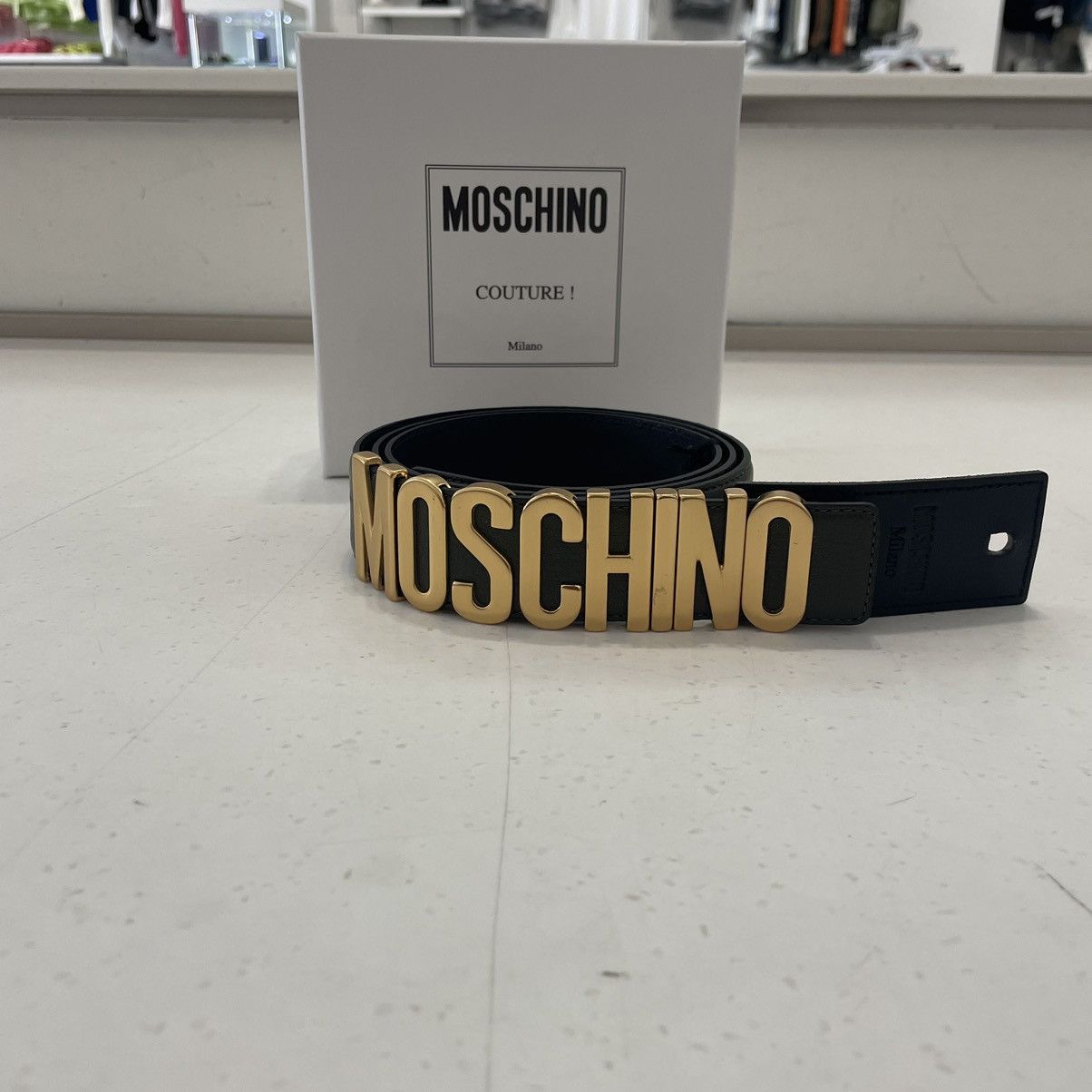 Moschino Moschino Gold Belt Buckle Size 58 Size 40 - 1 Thumbnail