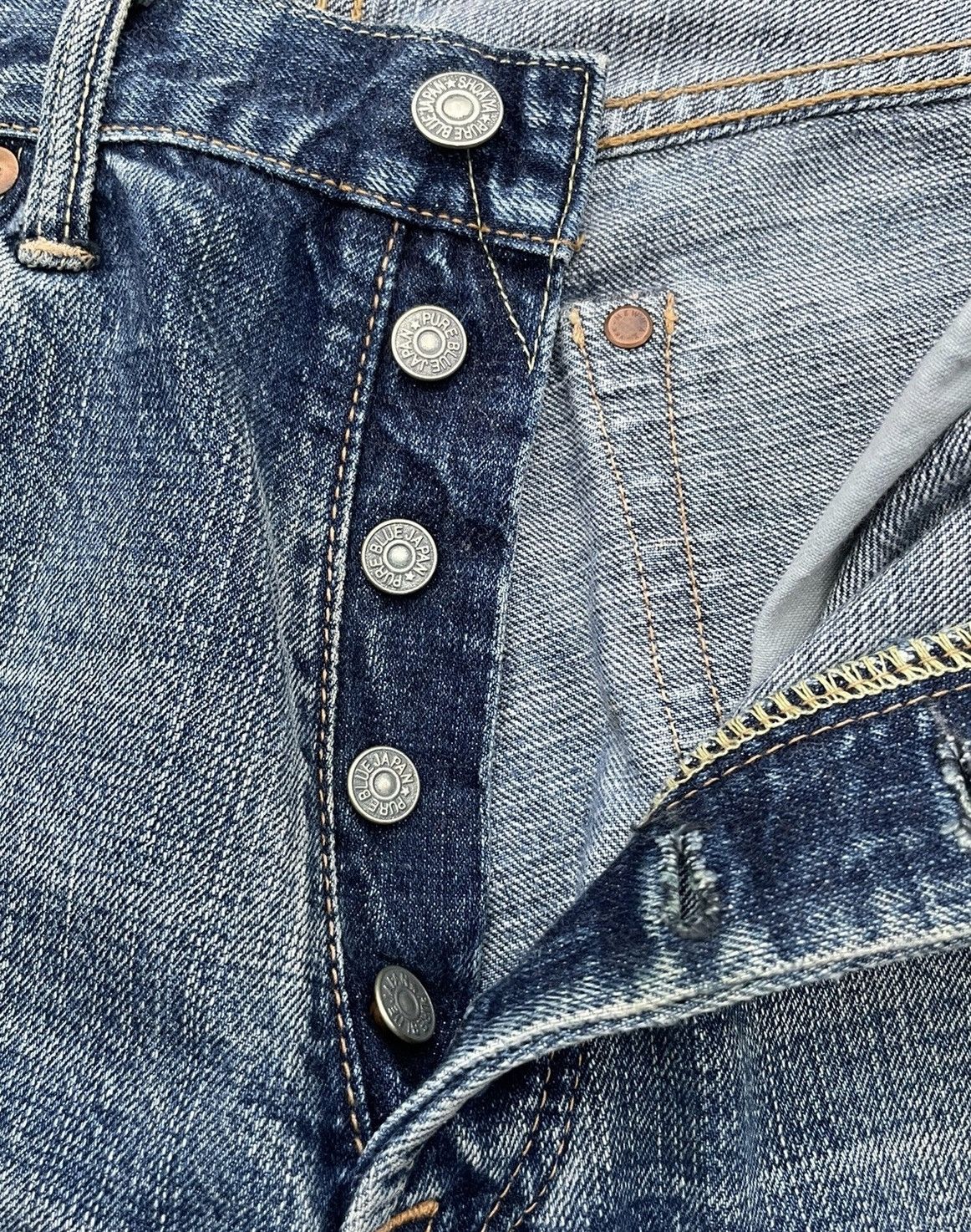 Japanese Brand Pure Blue Japan Vintage Selvedge Aging Wash Denim Size US 32 / EU 48 - 2 Thumbnail