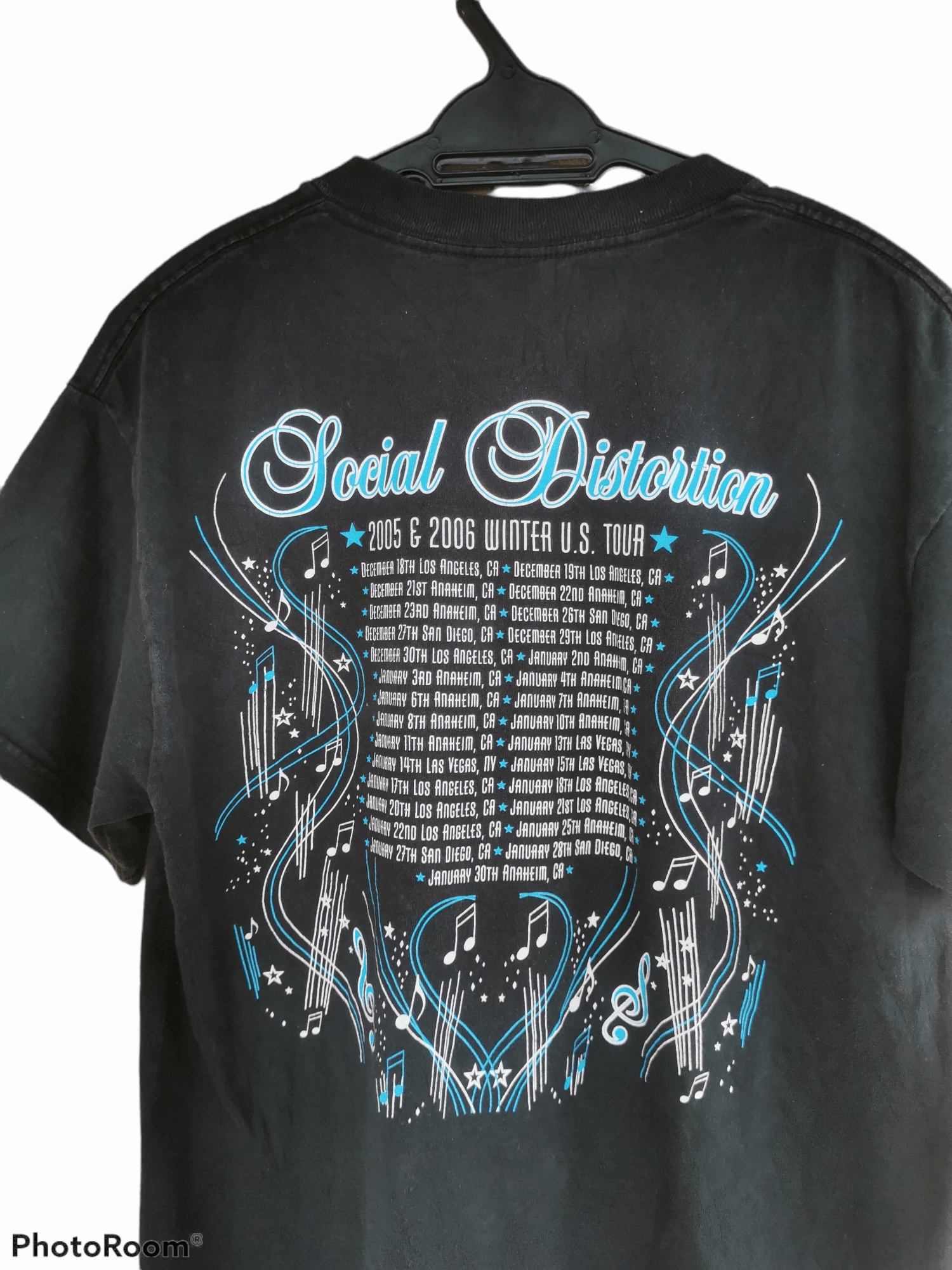 Band Tees Vintage Y2K Social Distortion Punk Band Tour Promo Tee Size US M / EU 48-50 / 2 - 4 Thumbnail