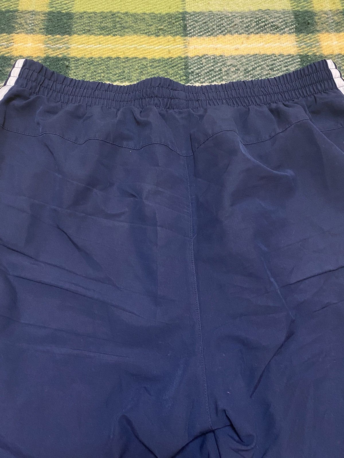 Adidas Vintage Adidas shorts streetwear y2k casual style size L Size US 34 / EU 50 - 4 Thumbnail