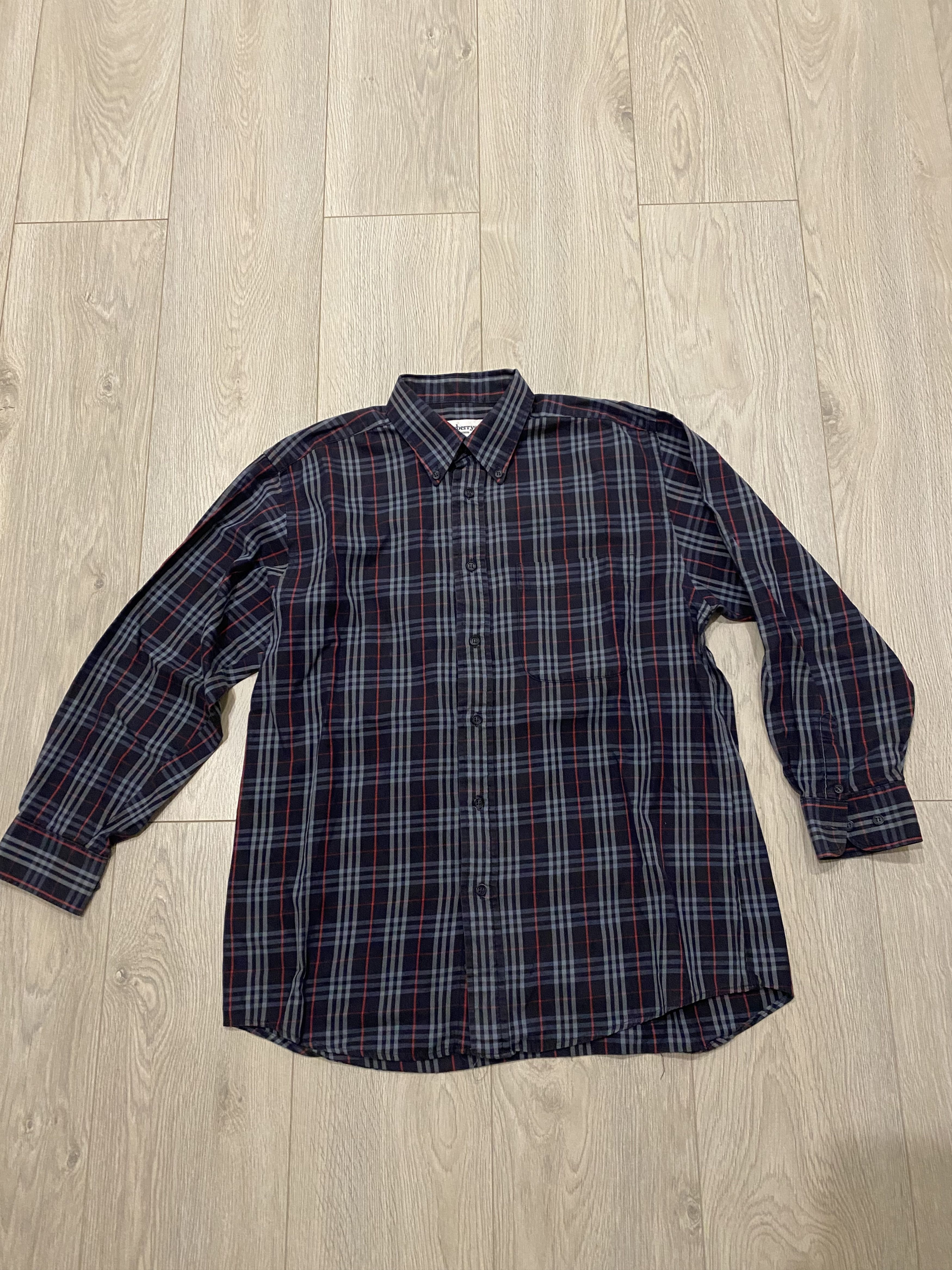 Burberry × Vintage Burberry London Vintage Nova Check Shirt Size M Size US M / EU 48-50 / 2 - 1 Thumbnail