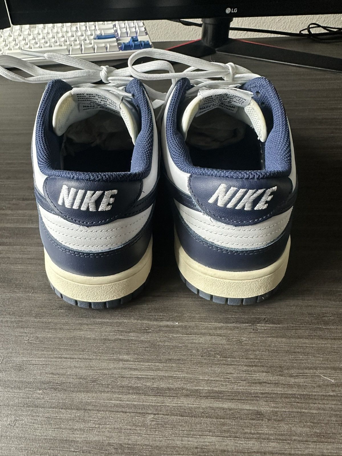 Nike Nike Dunk Low Vintage Navy Men 10.5 Size US 10.5 / EU 43-44 - 3 Thumbnail