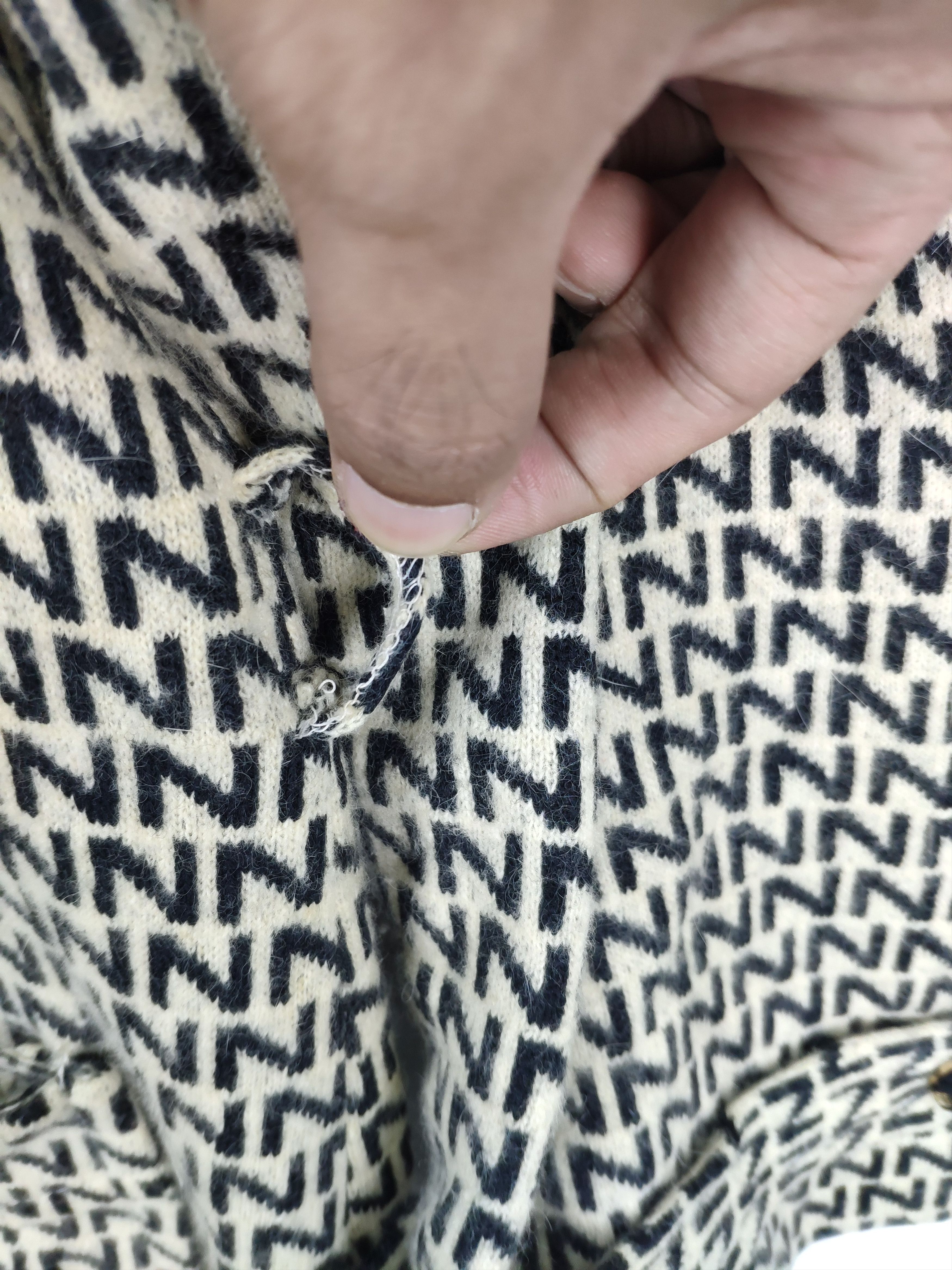 Designer × Vintage Vintage Monogram Blazer Inspired Fendi Size M / US 6-8 / IT 42-44 - 9 Thumbnail