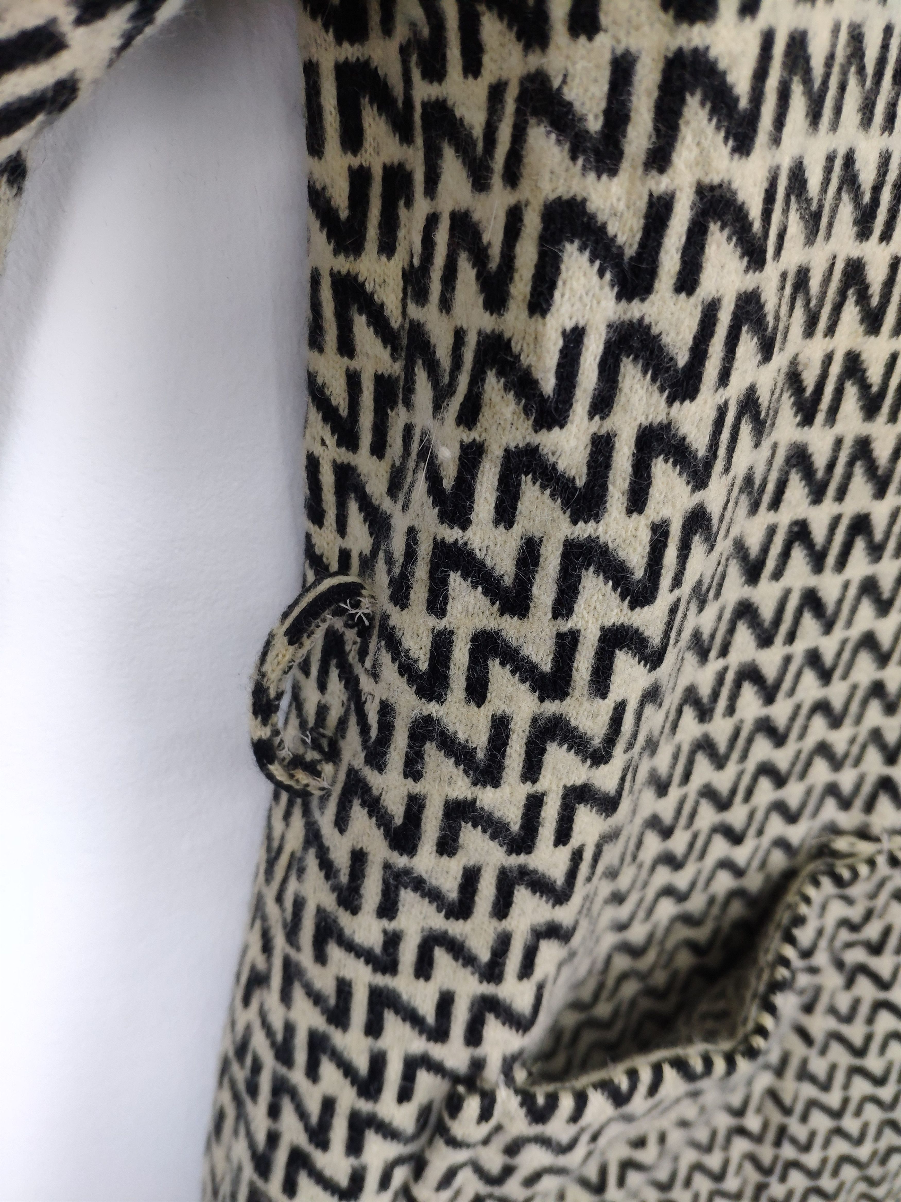 Designer × Vintage Vintage Monogram Blazer Inspired Fendi Size M / US 6-8 / IT 42-44 - 8 Thumbnail