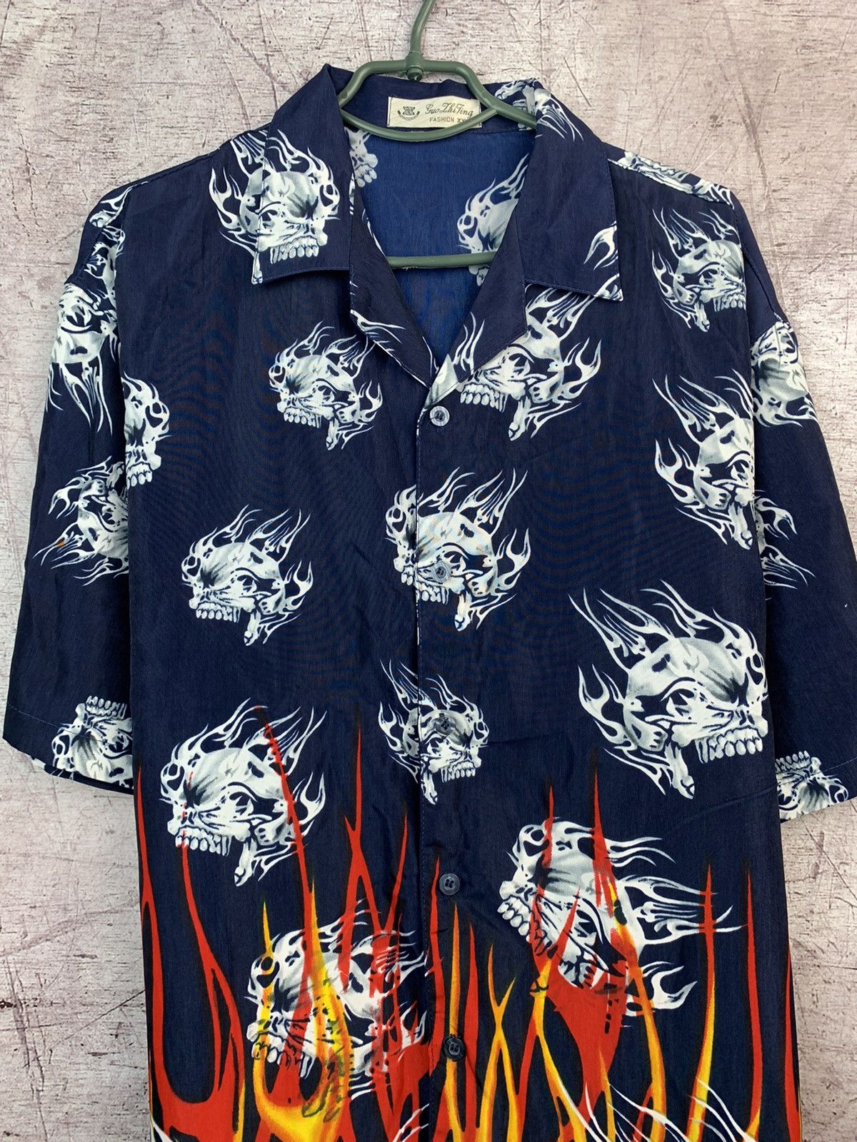 Vintage Vintage Skull Fire Aloha Hawaiian Shirt Size US XXL / EU 58 / 5 - 2 Thumbnail