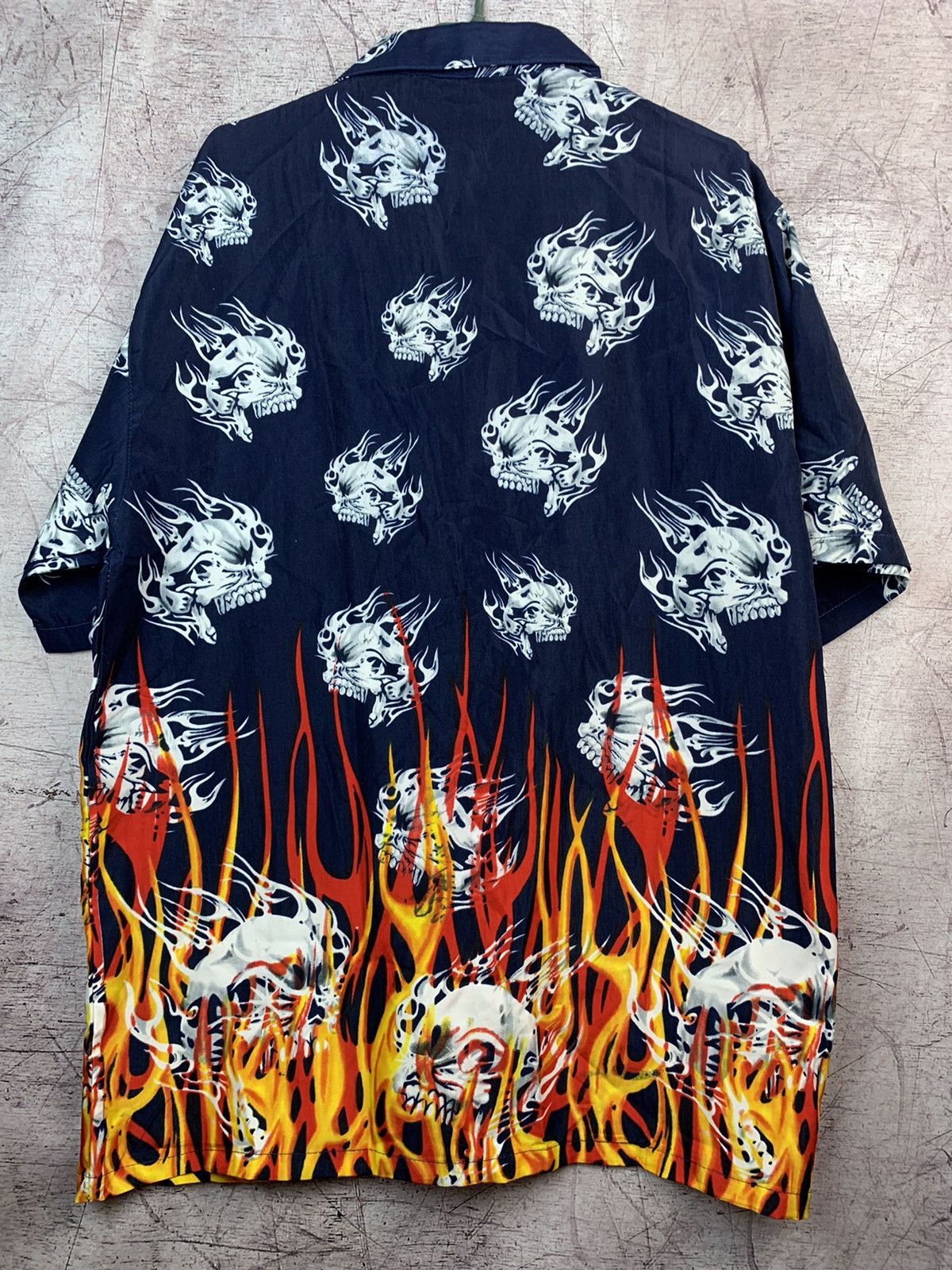 Vintage Vintage Skull Fire Aloha Hawaiian Shirt Size US XXL / EU 58 / 5 - 7 Thumbnail