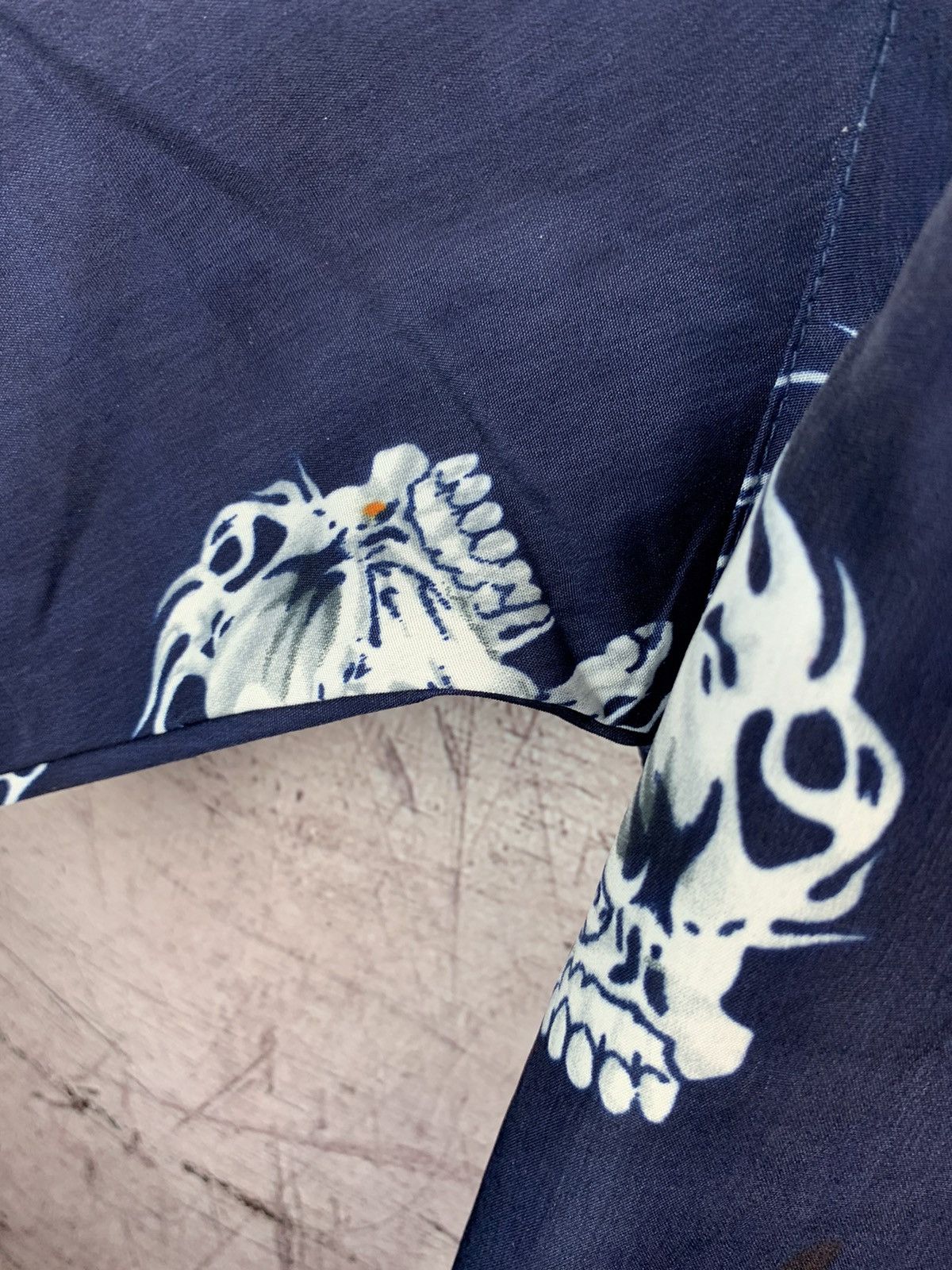 Vintage Vintage Skull Fire Aloha Hawaiian Shirt Size US XXL / EU 58 / 5 - 6 Thumbnail