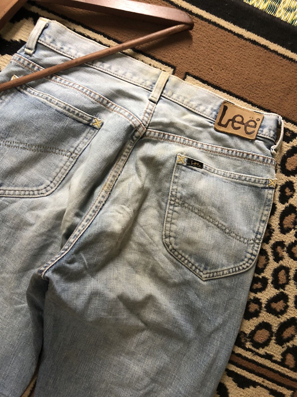Lee × Salvage × Vintage VINTAGE SELVEDGE LEE RIDER LIGHT BLUE WASH DISTRESSED DENIM Size US 31 - 10 Thumbnail
