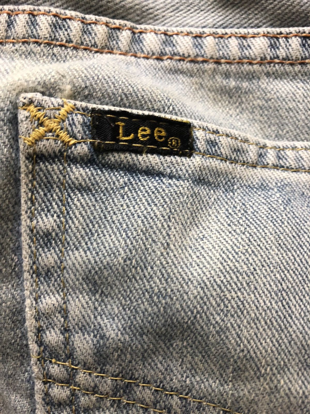 Lee × Salvage × Vintage VINTAGE SELVEDGE LEE RIDER LIGHT BLUE WASH DISTRESSED DENIM Size US 31 - 11 Thumbnail