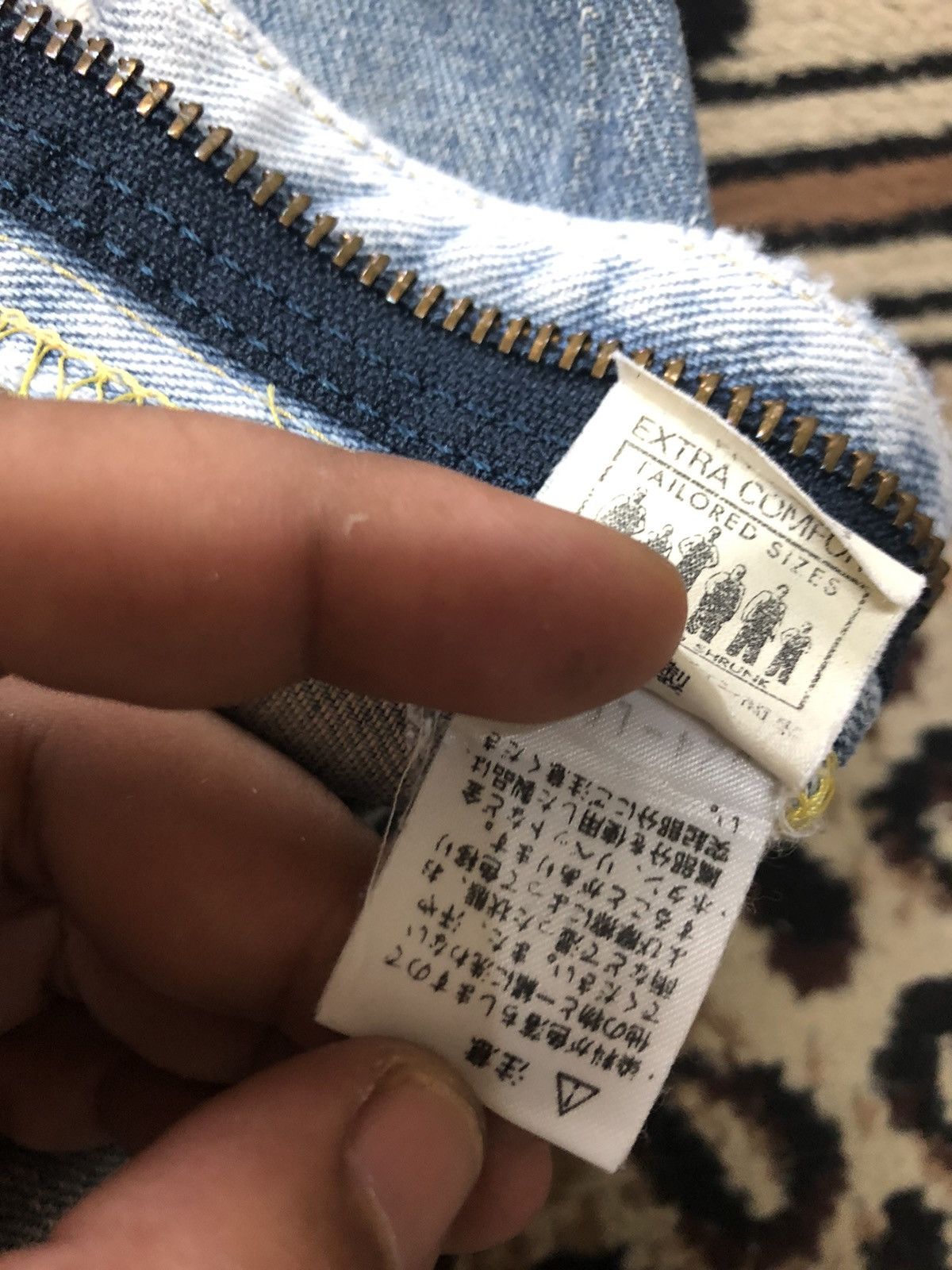 Lee × Salvage × Vintage VINTAGE SELVEDGE LEE RIDER LIGHT BLUE WASH DISTRESSED DENIM Size US 31 - 8 Thumbnail
