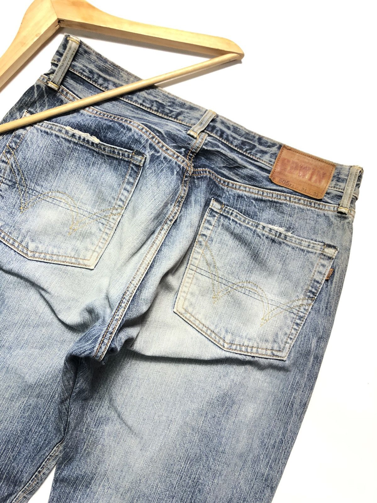 Edwin × Vintage VINTAGE EDWIN 505zx SELVEDGE BLUE WASH DISTRESSED DENIM Size US 33 - 10 Thumbnail