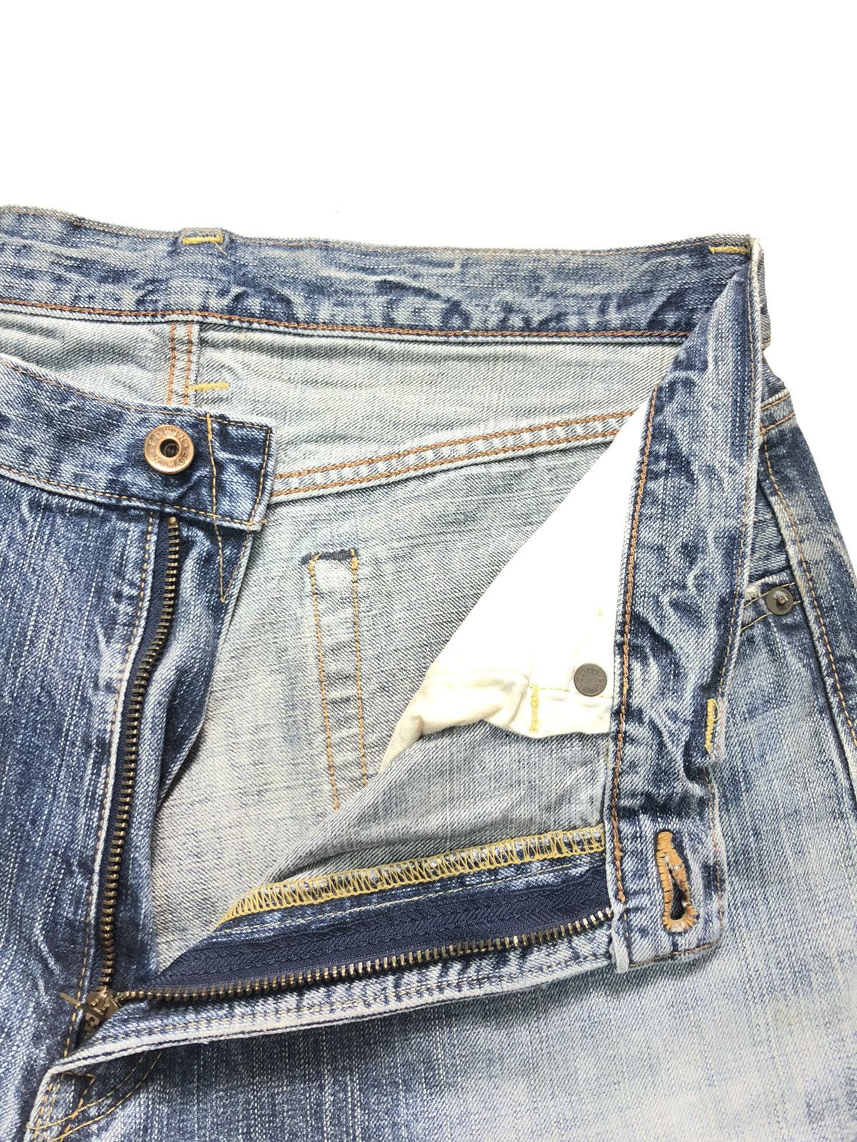 Edwin × Vintage VINTAGE EDWIN 505zx SELVEDGE BLUE WASH DISTRESSED DENIM Size US 33 - 6 Thumbnail