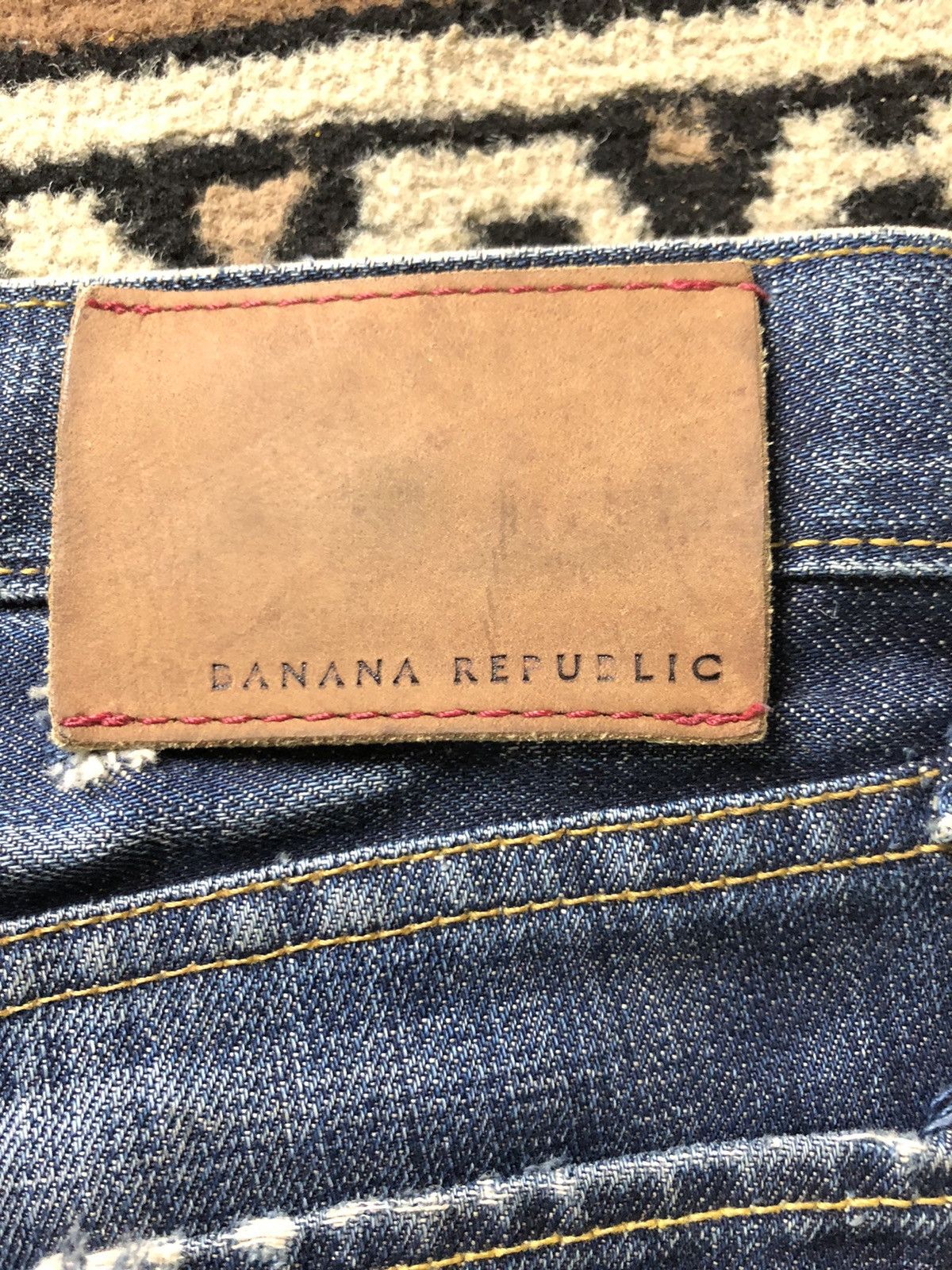 Banana Republic × Vintage VINTAGE SELVEDGE BANANA REPUBLIC DISTRESSED DENIM Size US 30 / EU 46 - 13 Thumbnail