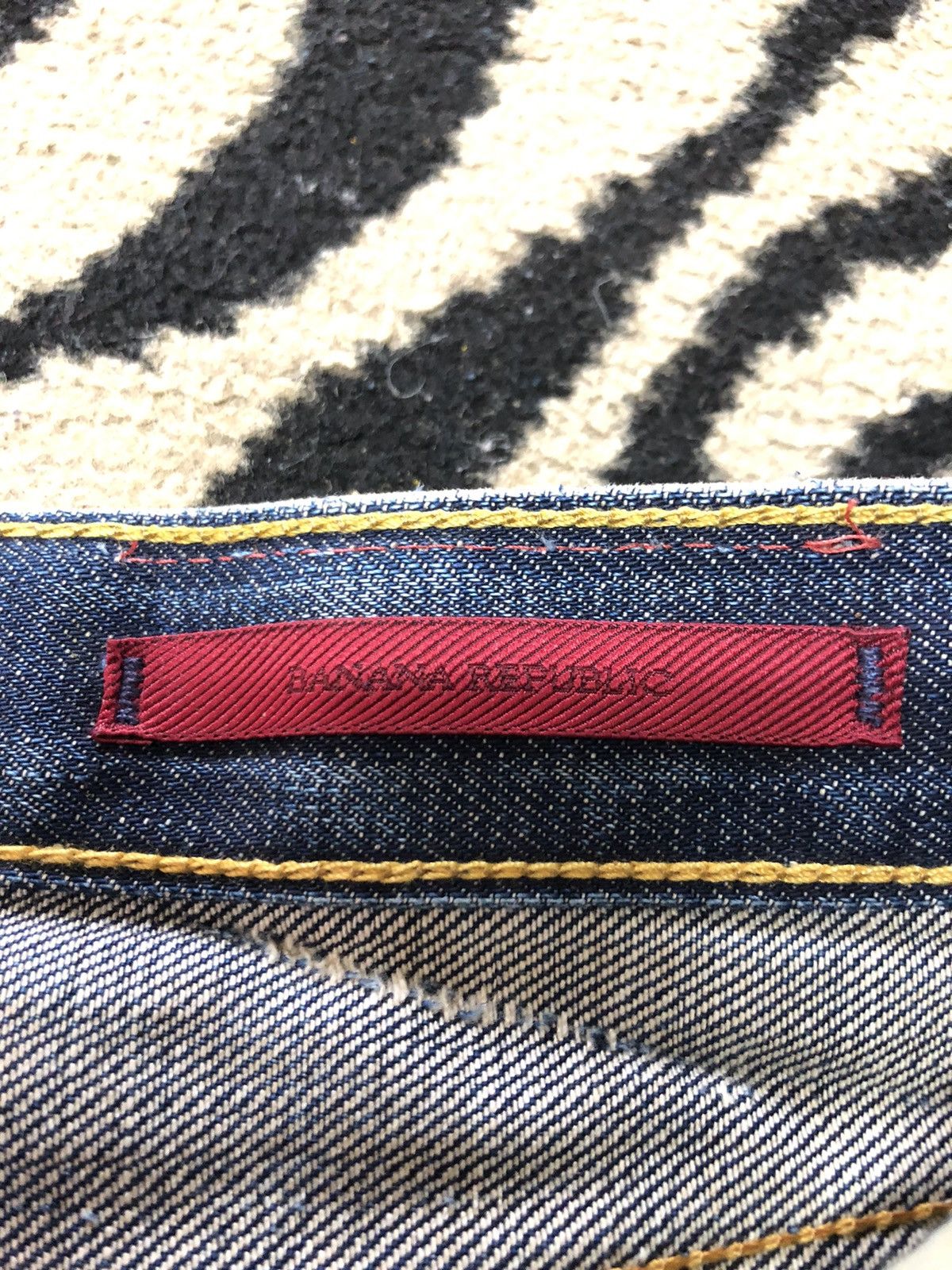 Banana Republic × Vintage VINTAGE SELVEDGE BANANA REPUBLIC DISTRESSED DENIM Size US 30 / EU 46 - 9 Thumbnail