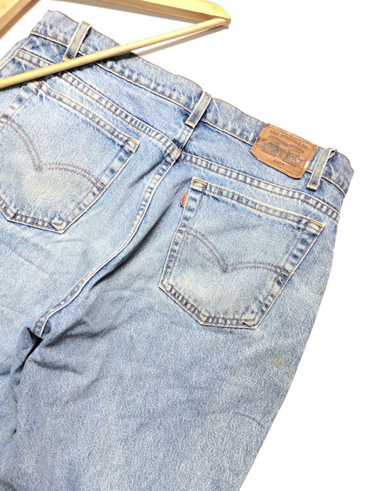 Levi's × Vintage VINTAGE 90s LEVIS 545 LOOSE BLUE WASH DISTRESSED DENIM Size US 35 - 3 Thumbnail