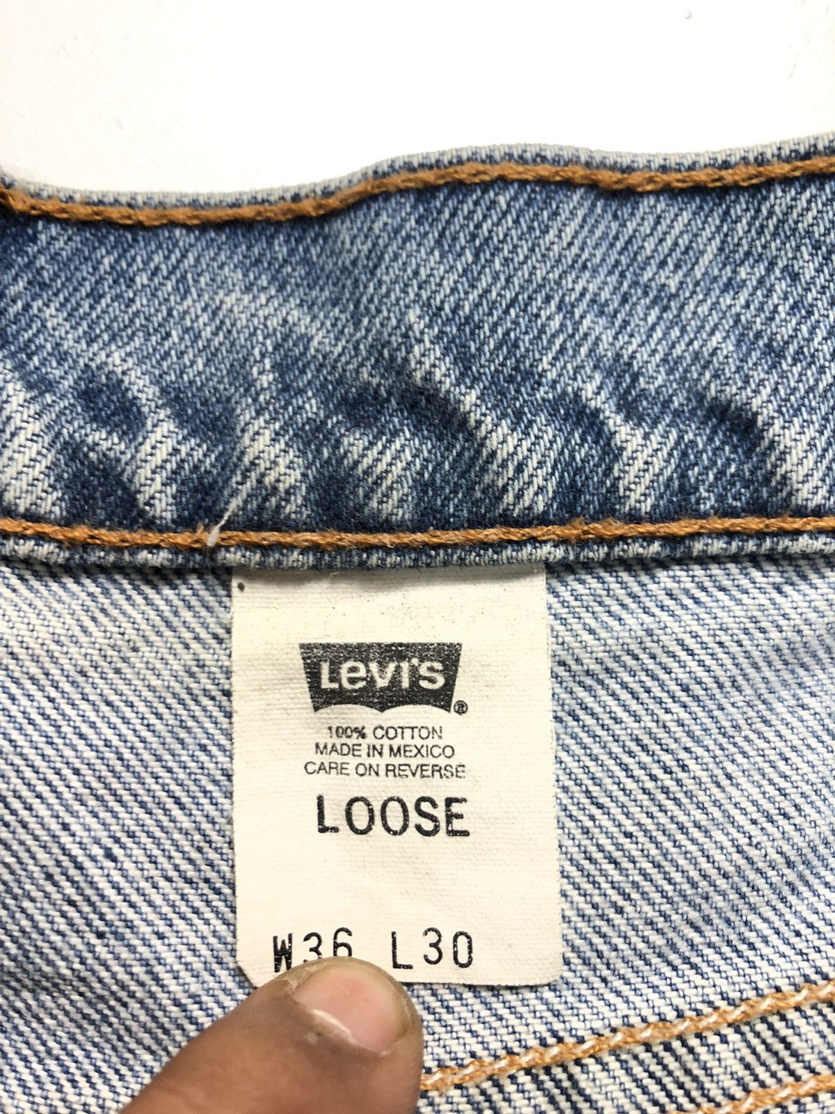 Levi's × Vintage VINTAGE 90s LEVIS 545 LOOSE BLUE WASH DISTRESSED DENIM Size US 35 - 9 Thumbnail