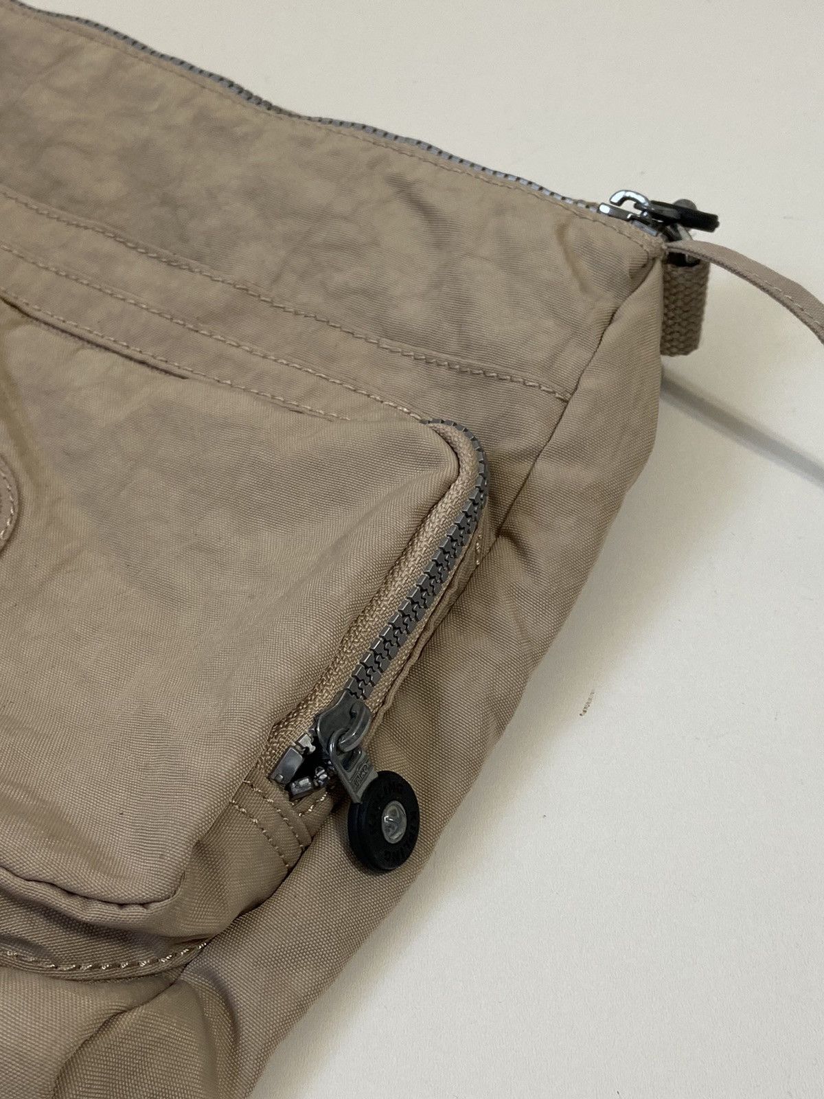 Japanese Brand Vintage Bag Kipling Y2K messenger Size ONE SIZE - 7 Thumbnail