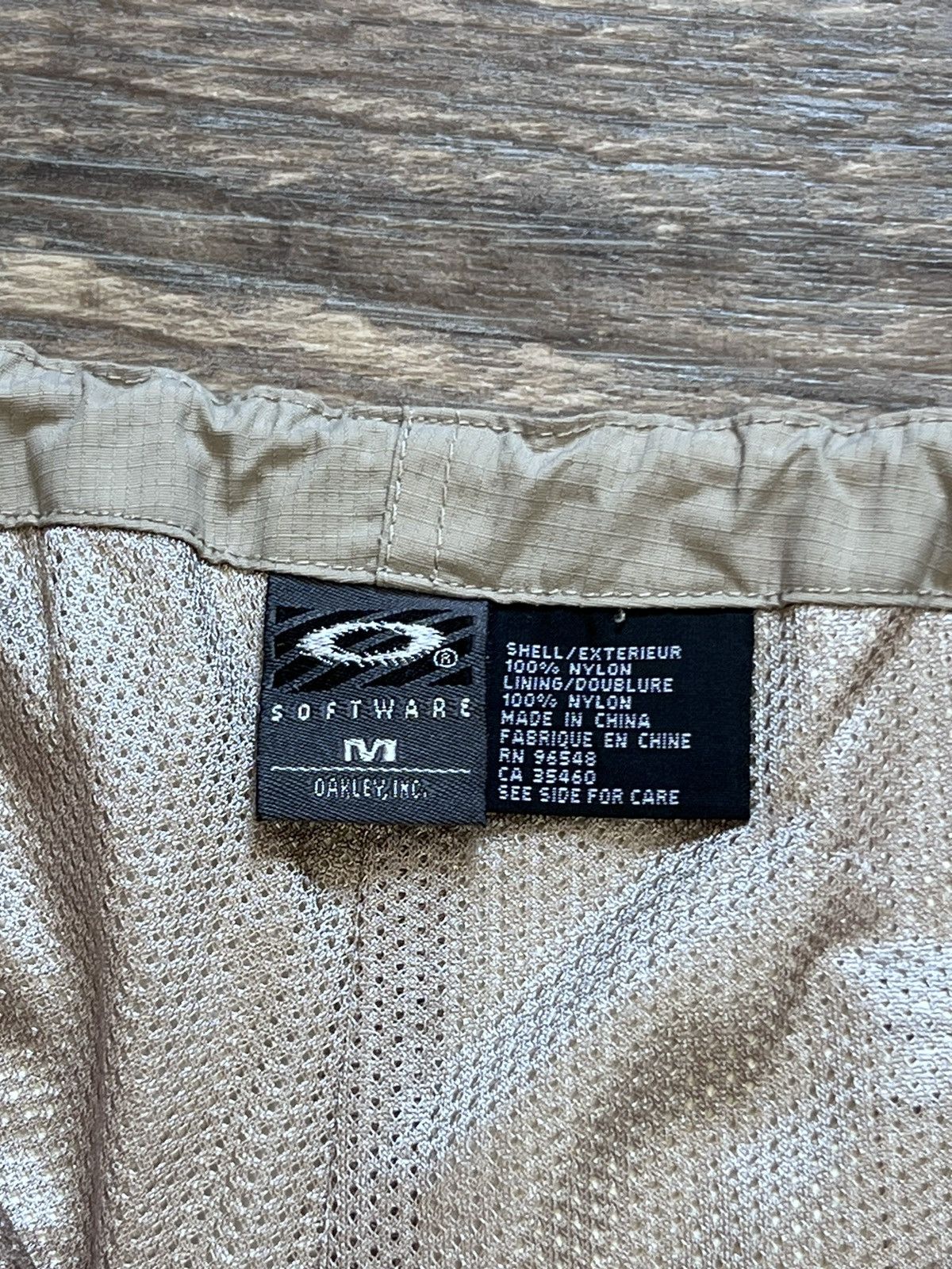 Oakley Vintage Oakley multi pocket beige cargo breeches shorts Size US 32 / EU 48 - 10 Thumbnail