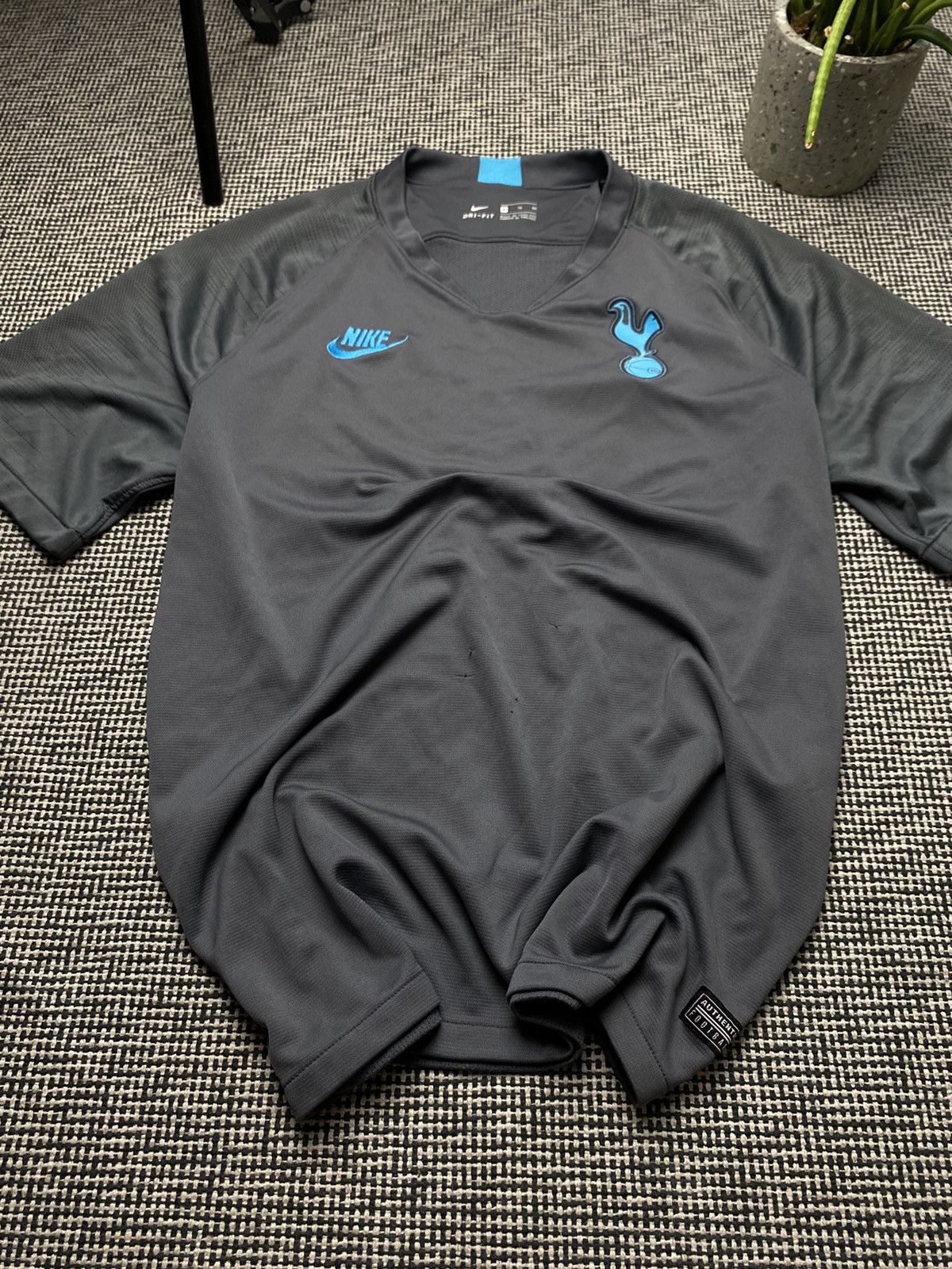 Nike × Vintage Rare Tottenham Nike soccer jersey y2k drill Size US L / EU 52-54 / 3 - 2 Thumbnail