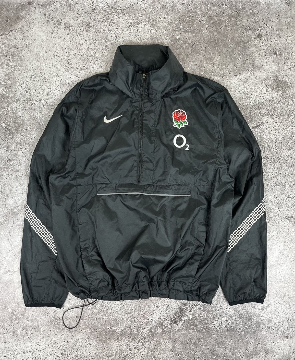 Vintage Nike England Rugby Vintage Nylon Jacket Size US L / EU 52-54 / 3 - 1 Thumbnail
