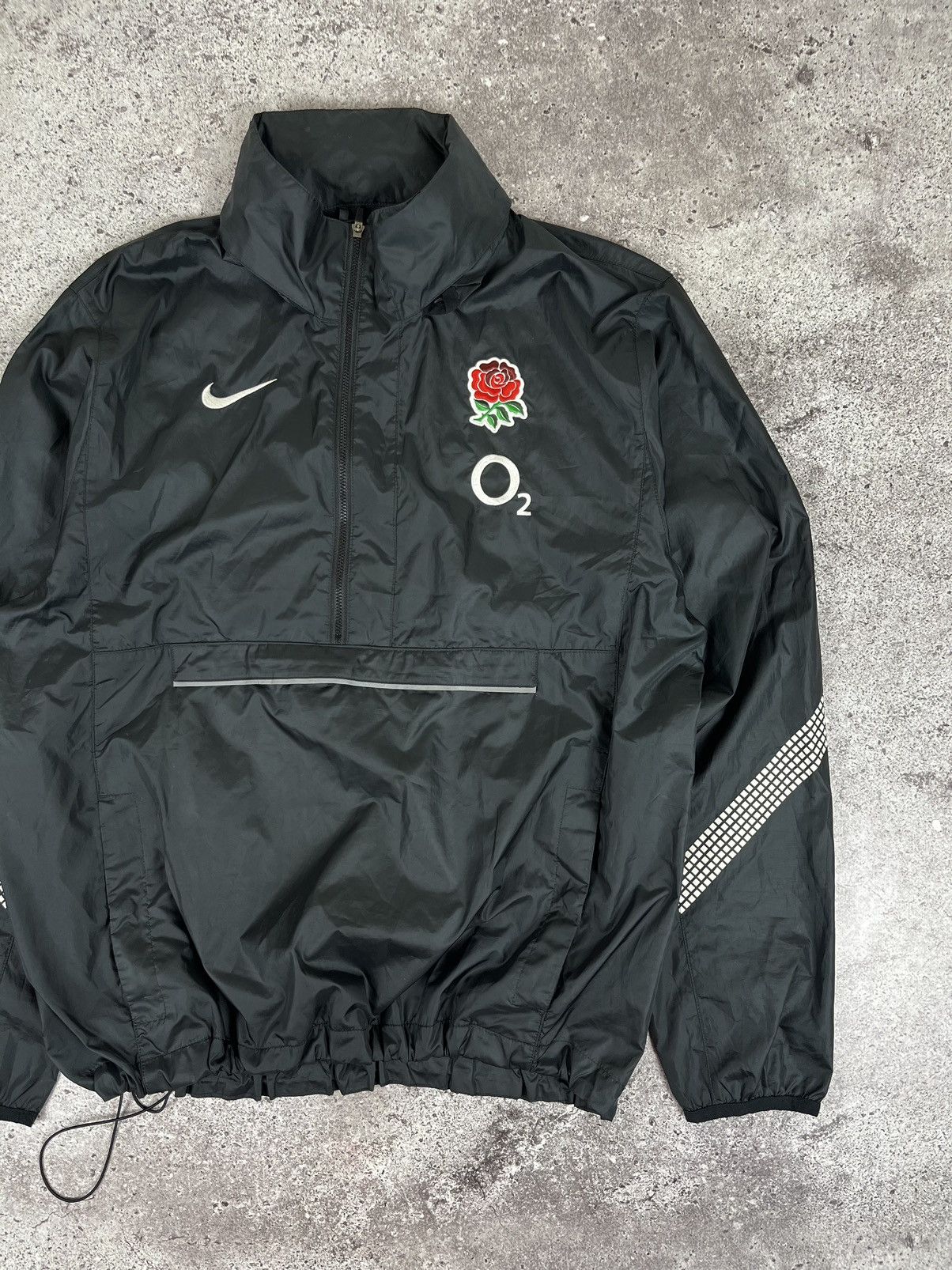 Vintage Nike England Rugby Vintage Nylon Jacket Size US L / EU 52-54 / 3 - 2 Thumbnail