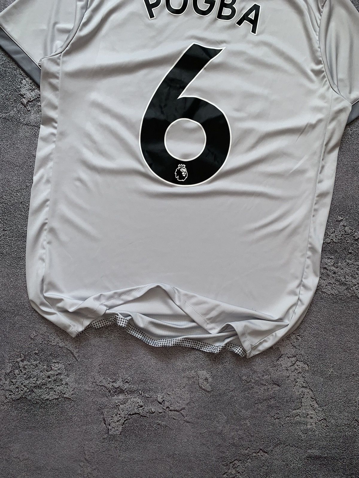 Adidas × Vintage Adidas L Paul pogba #6 tee T-shirt jersey Manchester United Size US L / EU 52-54 / 3 - 18 Thumbnail