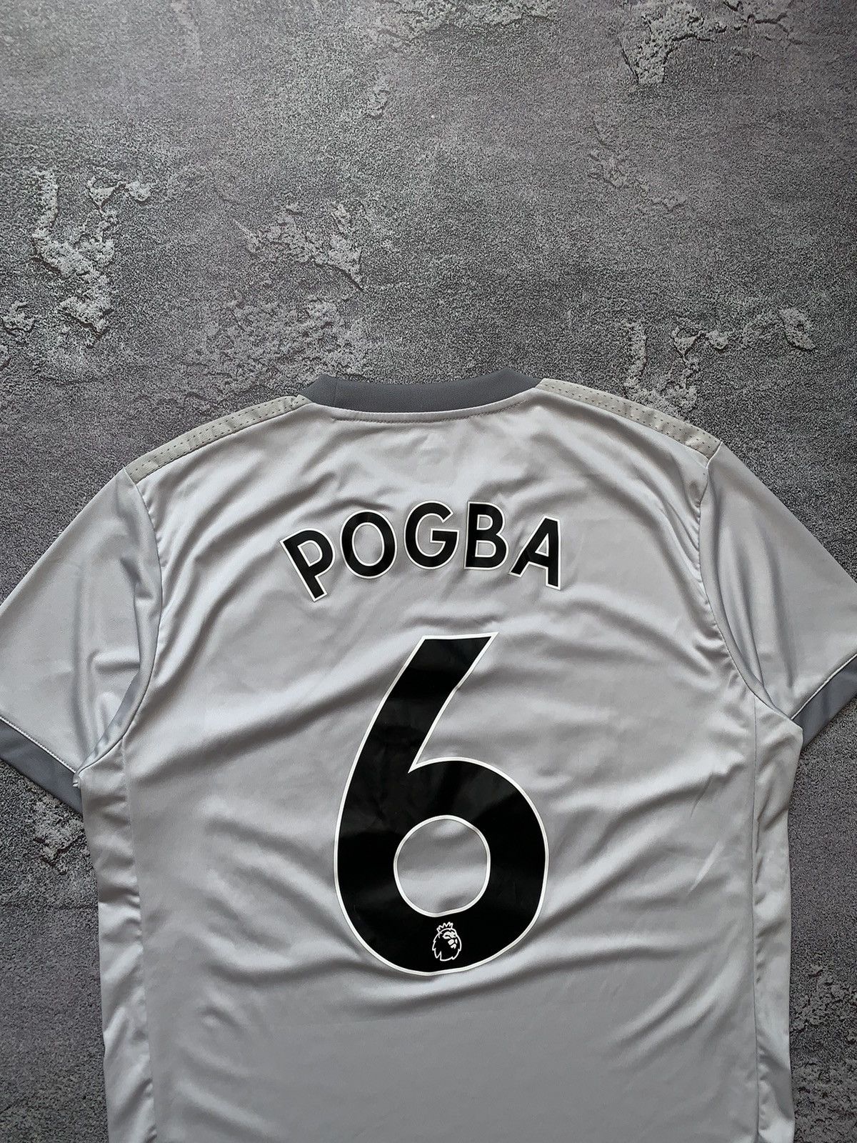 Adidas × Vintage Adidas L Paul pogba #6 tee T-shirt jersey Manchester United Size US L / EU 52-54 / 3 - 19 Thumbnail