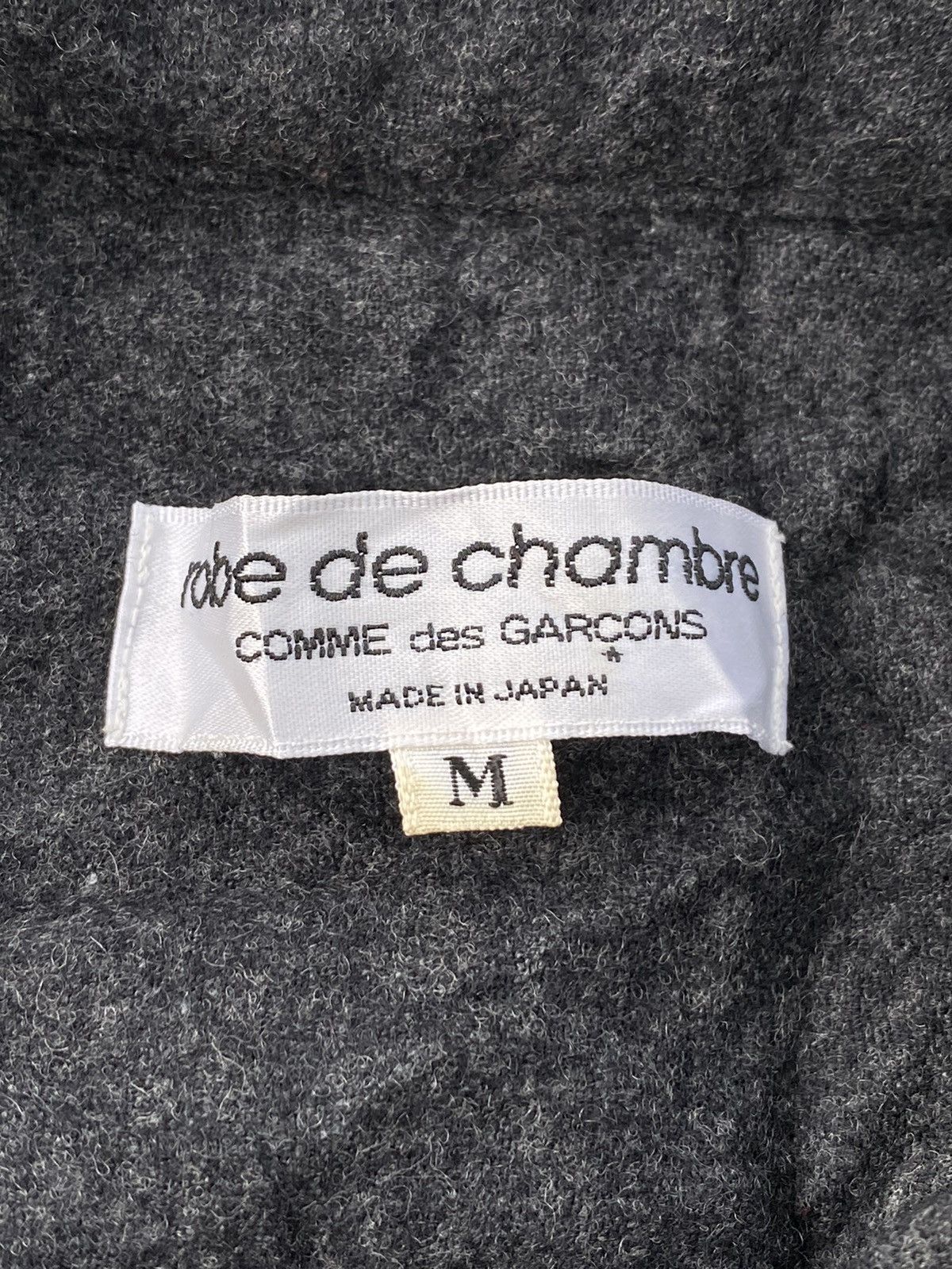 Comme des Garcons Robe De Cambre Comme Des Garçon (Missing All Button) Shirt Size US S / EU 44-46 / 1 - 3 Thumbnail