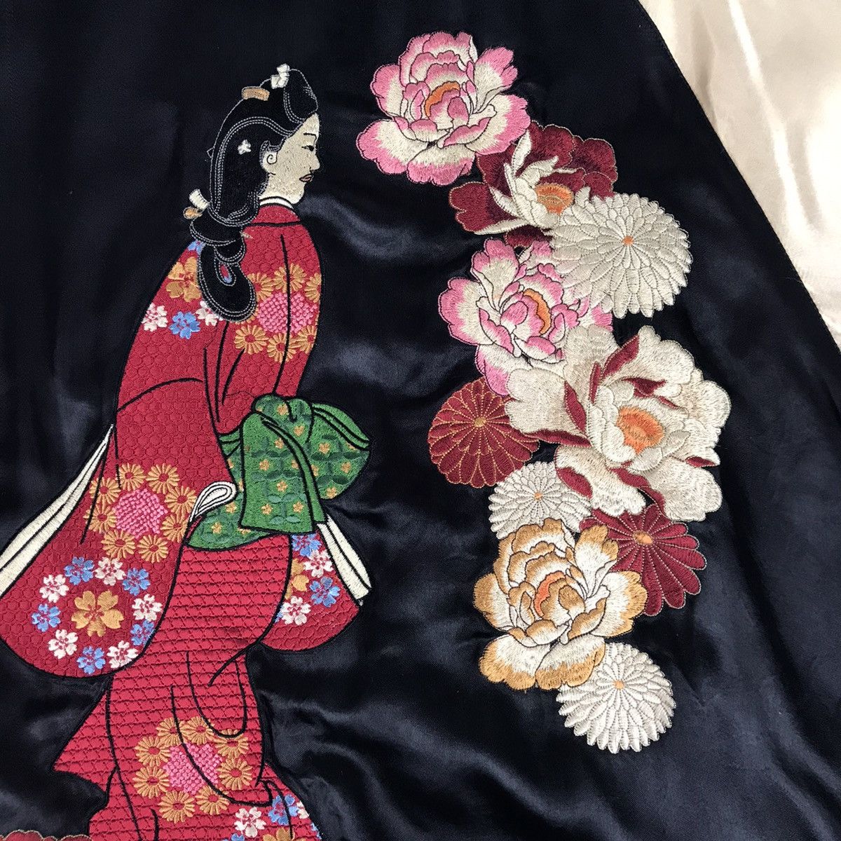 Toyo Enterprises Reversible Vintage Geisha sukajan souvenir Size US XL / EU 56 / 4 - 13 Thumbnail