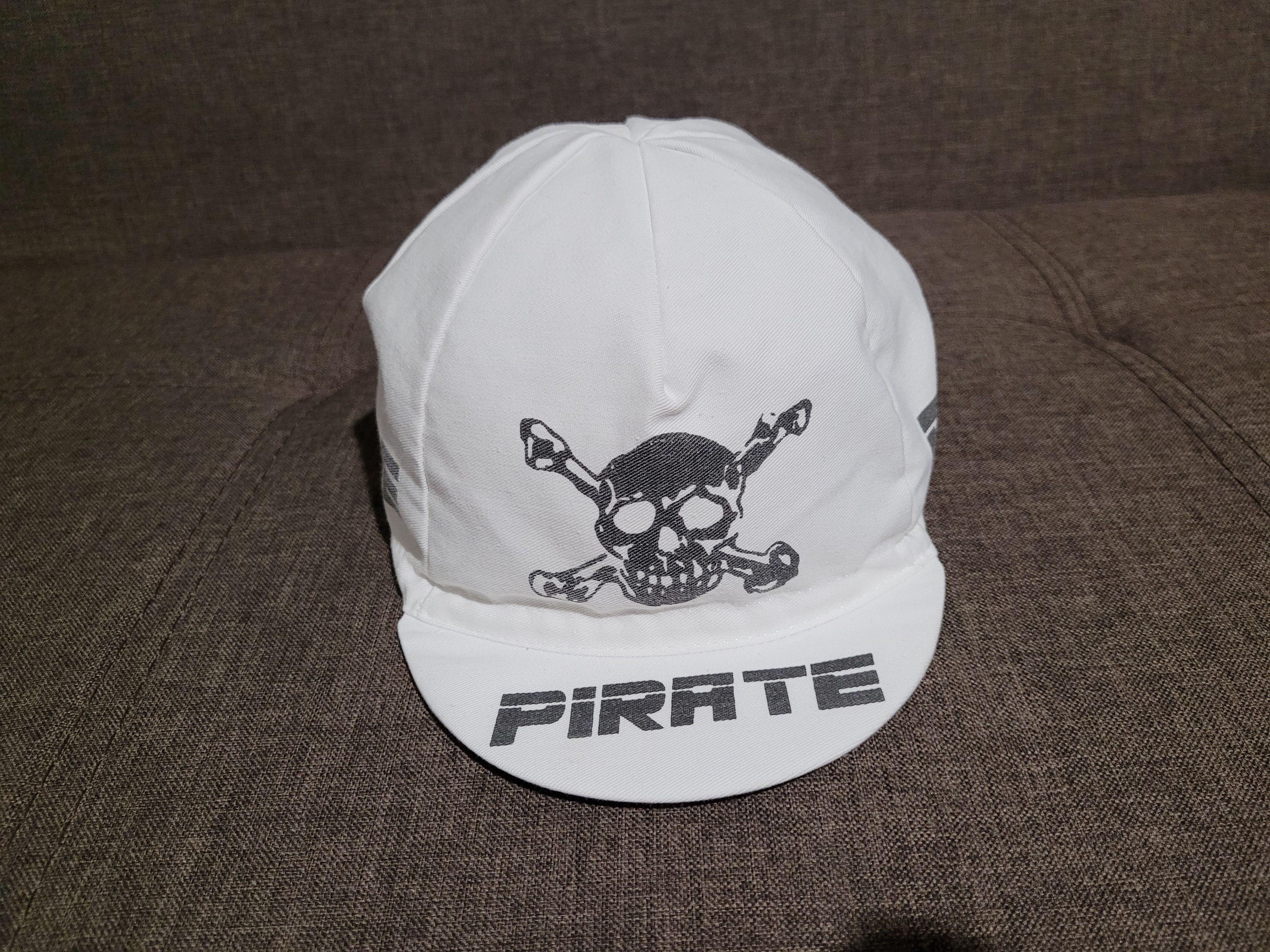 Rapha Vintage cycling cap hat Pirate skull Size ONE SIZE - 1 Thumbnail