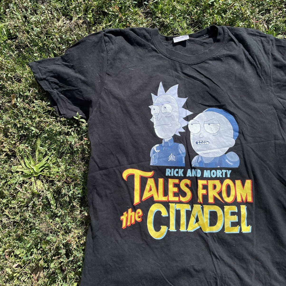 Vintage Vintage Y2K Rick and Morty Graphic Tee Sun Faded Streetwear Size US L / EU 52-54 / 3 - 3 Thumbnail