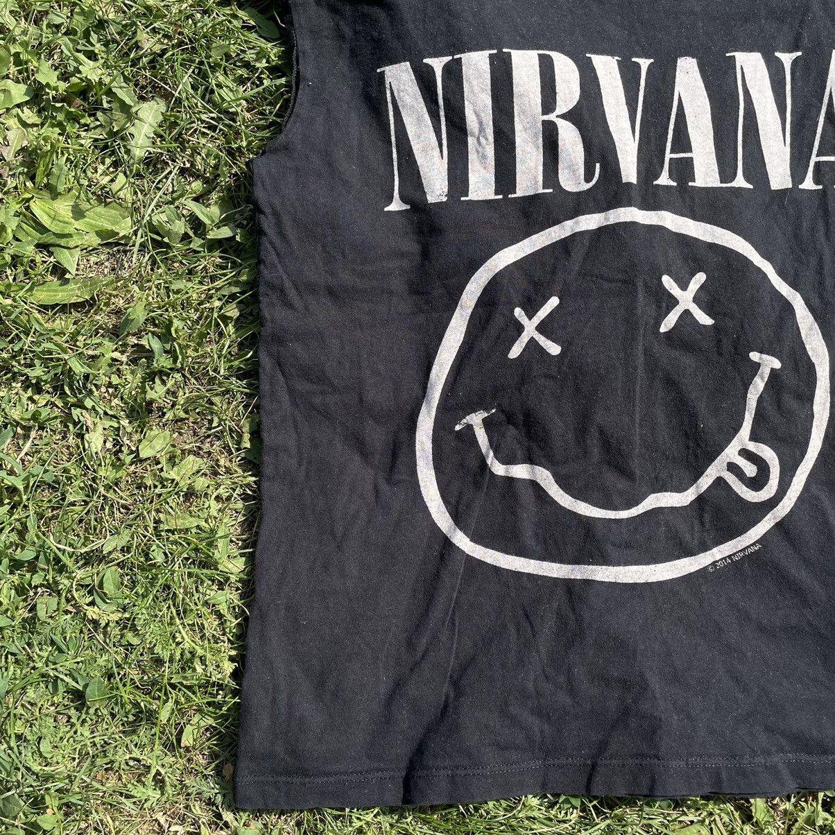 Vintage Vintage 90s Nirvana Smiley Graphic Tee Grunge Band Tee M Size US M / EU 48-50 / 2 - 3 Thumbnail